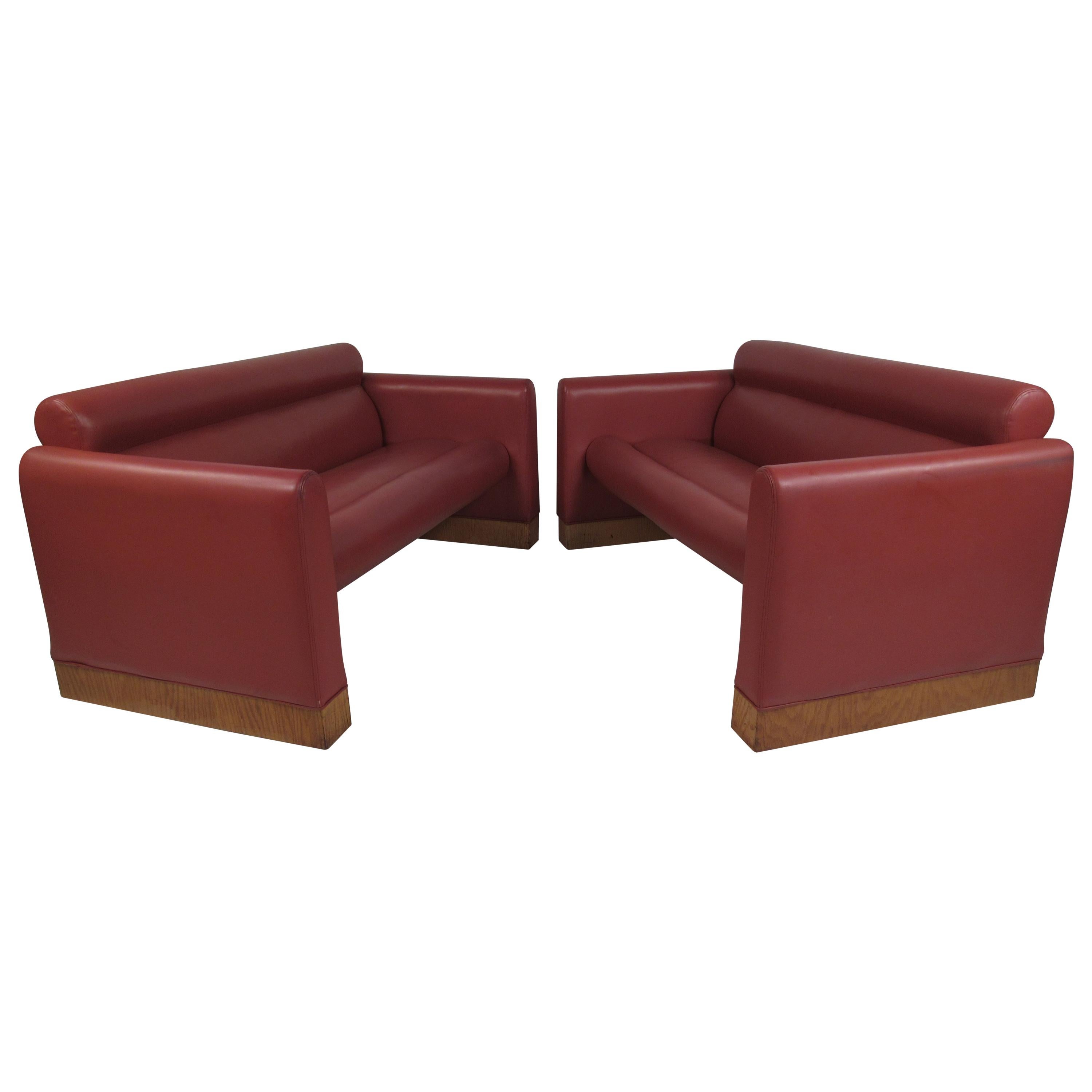 Pair of Midcentury Settee's by Charlotte Chair Company For Sale