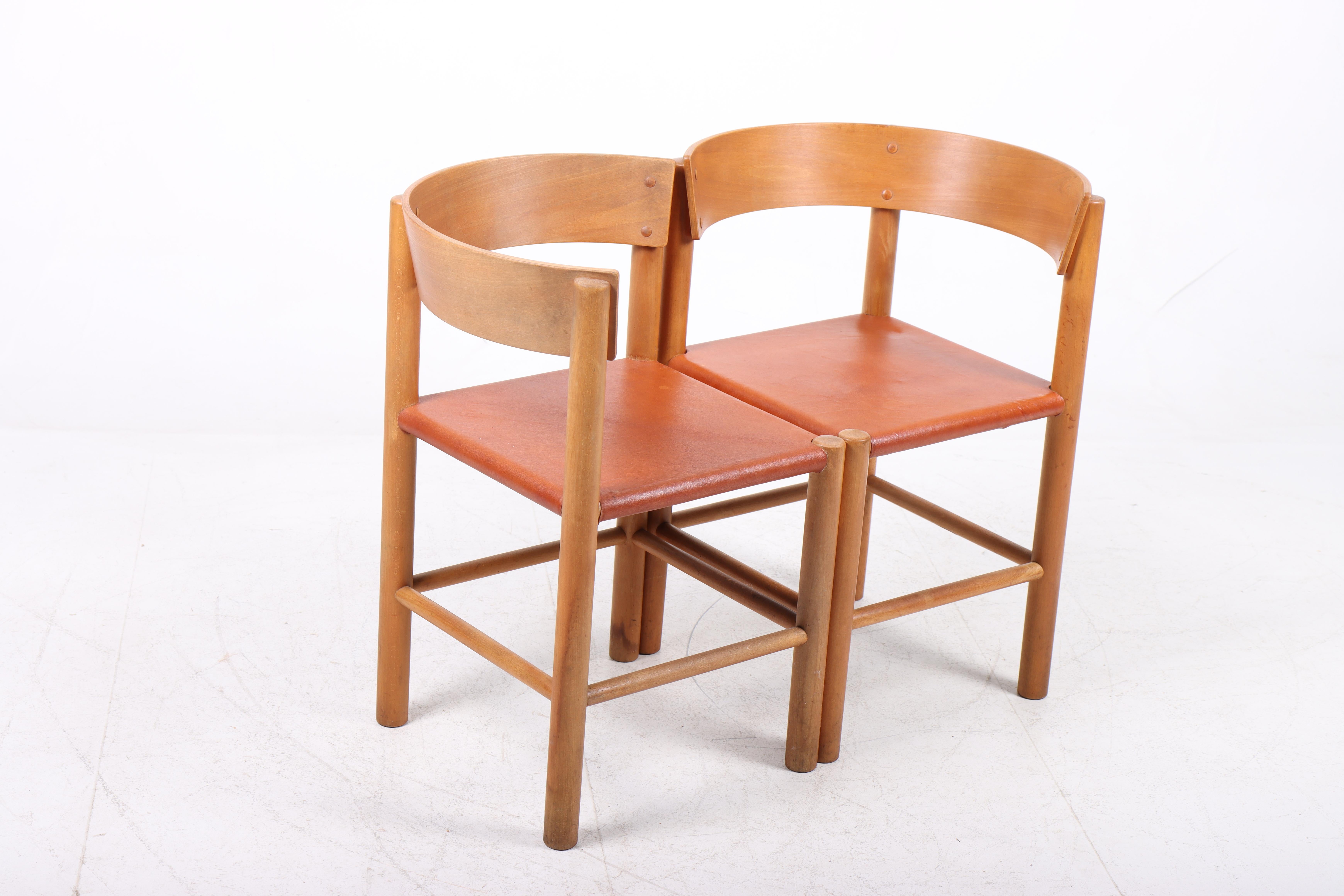 Pair of Mid-Century Side Chairs in Patinated Leather by Mogens Lassen, 1960s 1