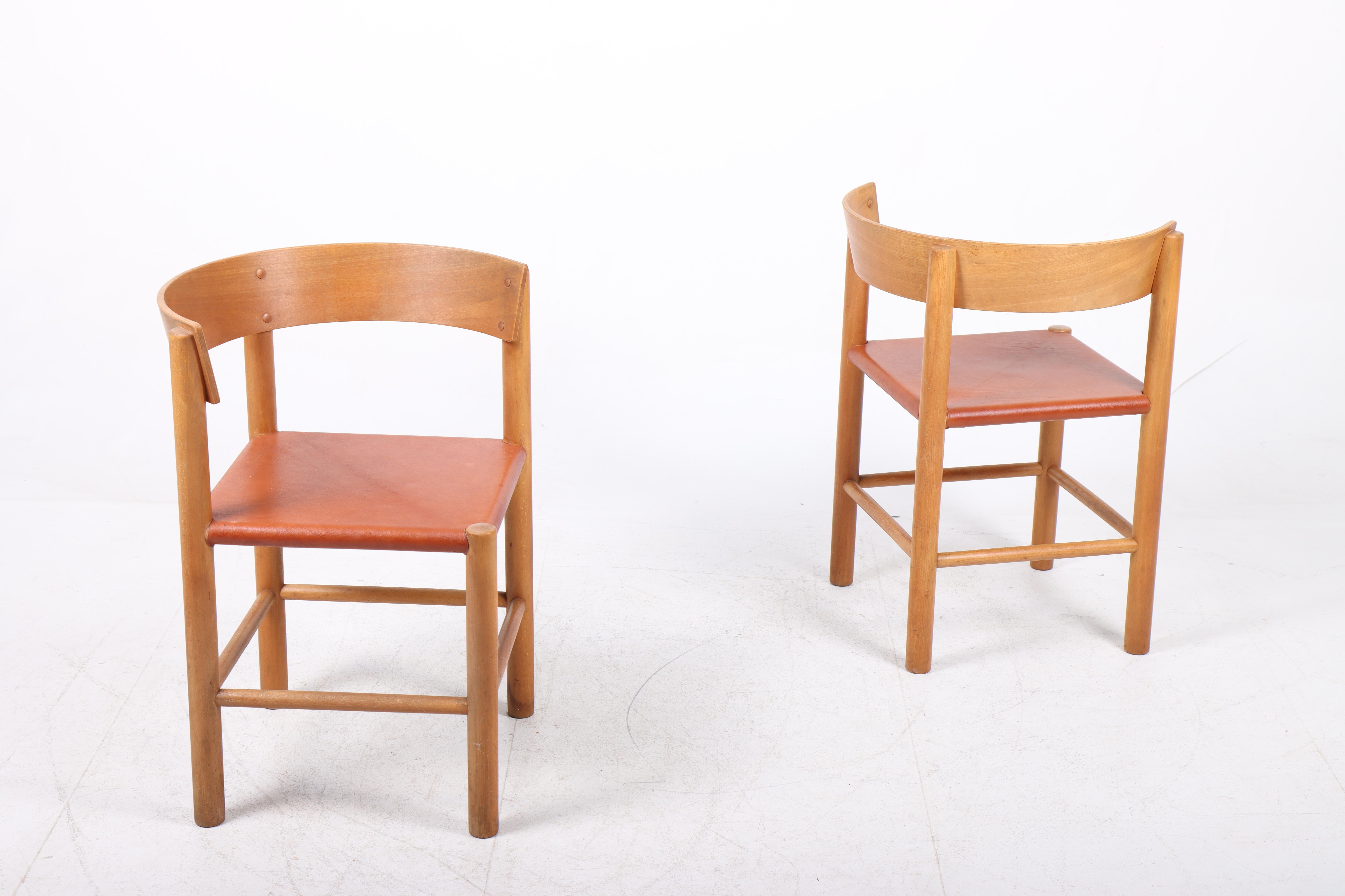 Pair of Mid-Century Side Chairs in Patinated Leather by Mogens Lassen, 1960s 3