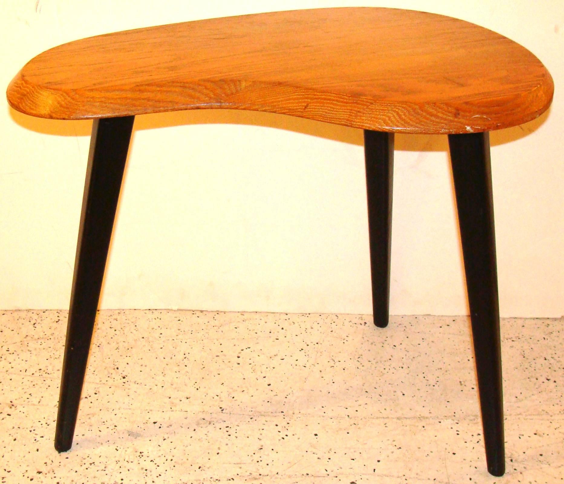20th Century Pair of Midcentury Side Tables For Sale
