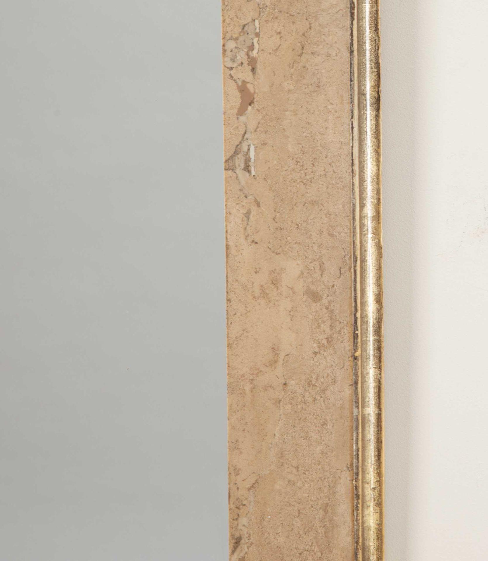 Pair of Mid-Century Siena and Fossil Marble Giltwood Mirrors im Zustand „Gut“ im Angebot in Gloucestershire, GB