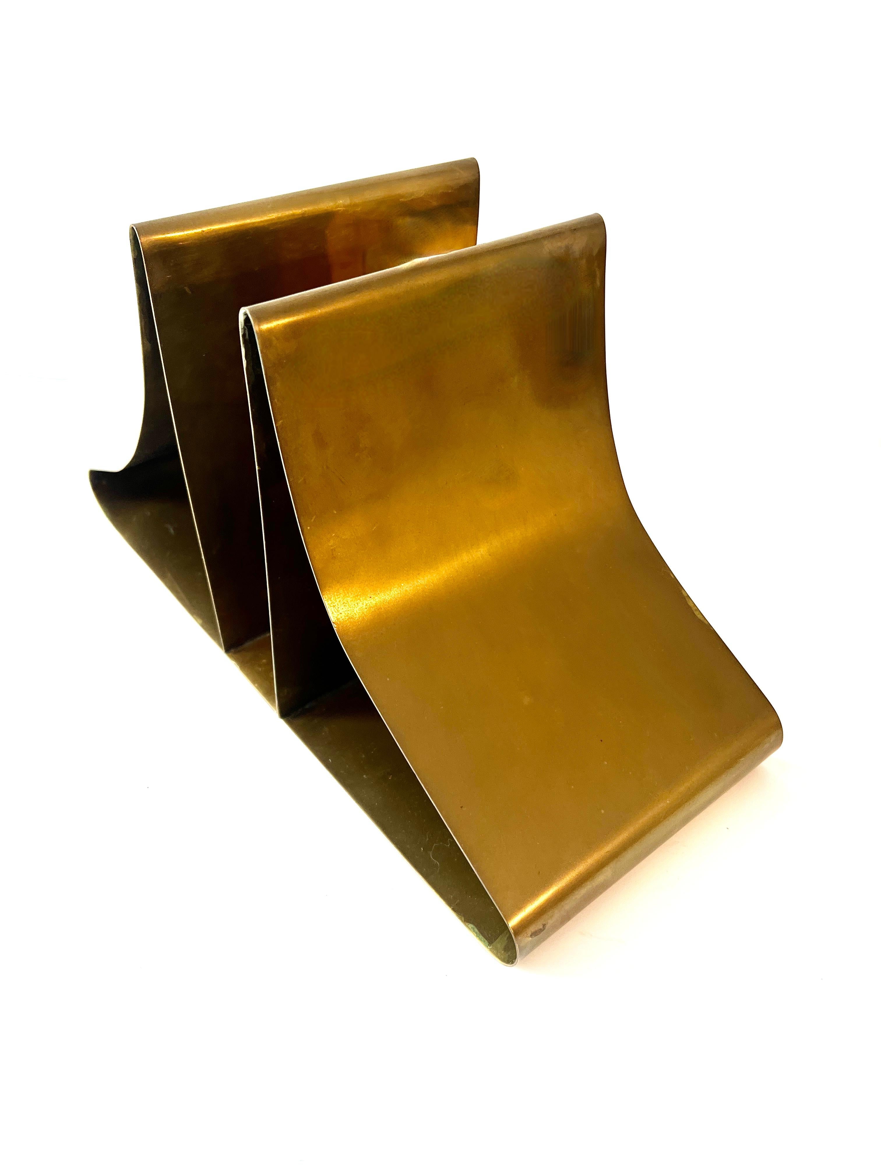 Mid-Century Modern Pair of Mid Century Solid Brass Ben Seibel Bookends For Sale
