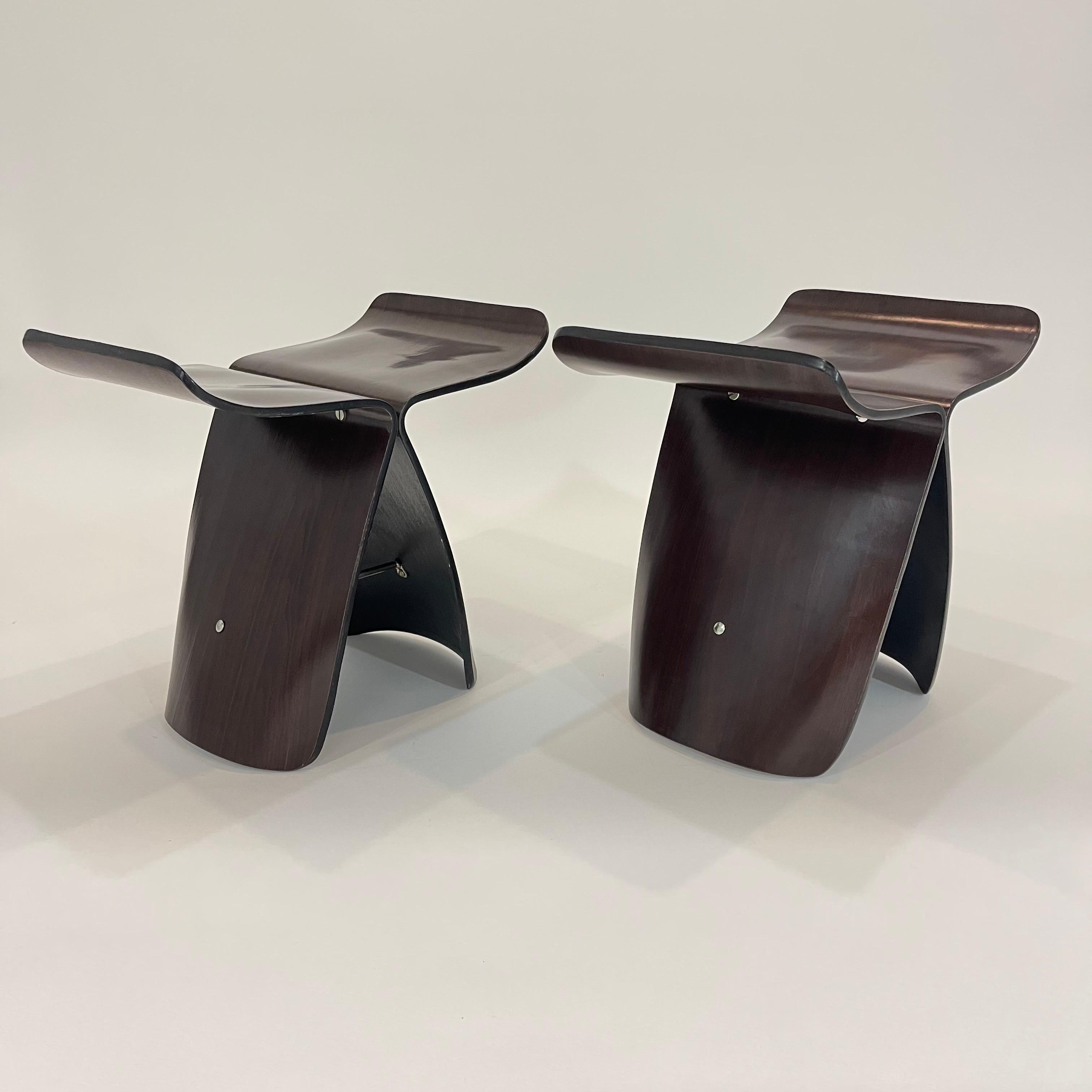 Japanese Pair of Mid Century Sori Yanagi Butterfly Stools for Tendo Mokko, Japan 1980s For Sale