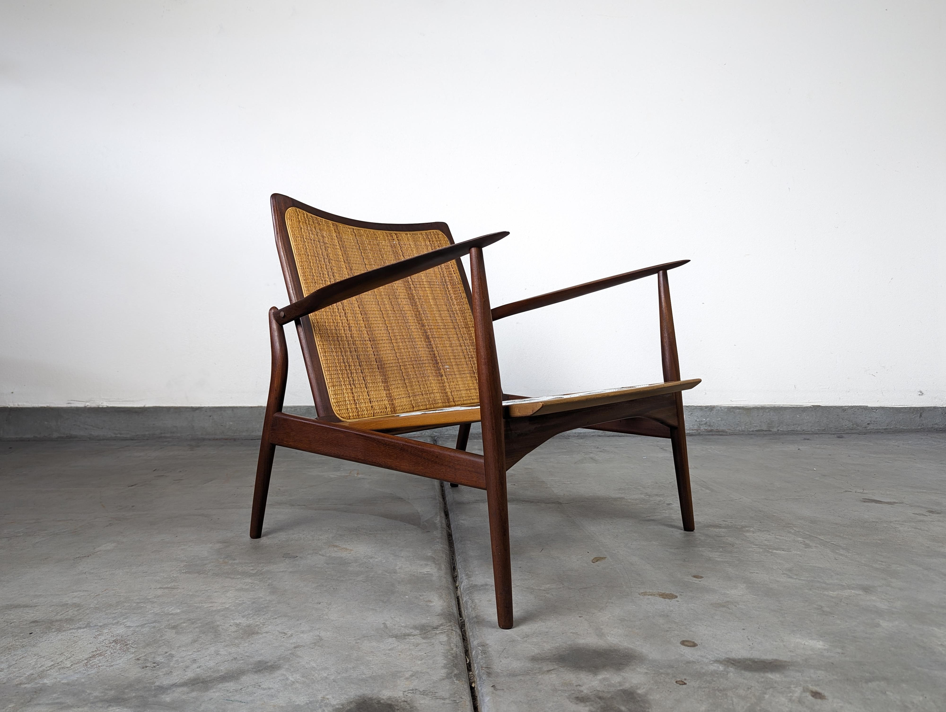 Pair of Mid Century Spear Teak Lounge Chairs by Ib Kofod-Larsen for Selig, c1960 For Sale 2