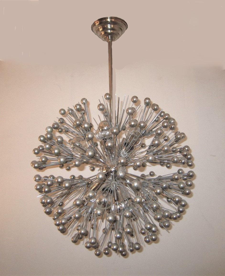 Coppia di lampadari a fiocco di neve Sputnik di metà secolo in nichel, Emile Stenjar in vendita 9
