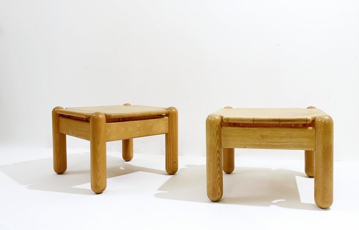 Mid-Century Modern Pair of Mid Century square Pine Coffee Tables For Sale