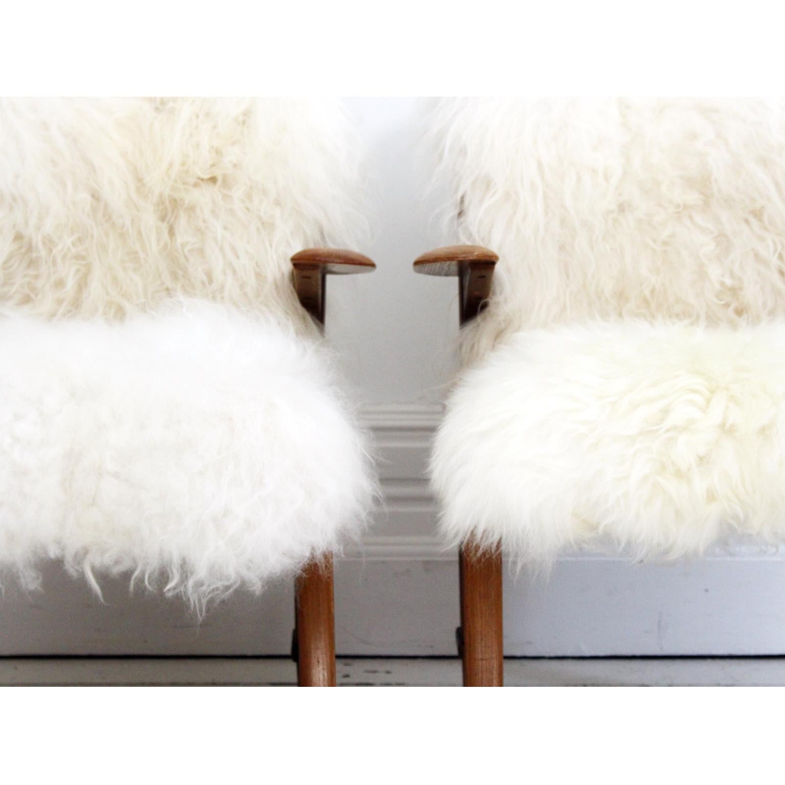 Pair of Mid Century Steiner Chairs with Icelandic Sheepskin Upholstery 1