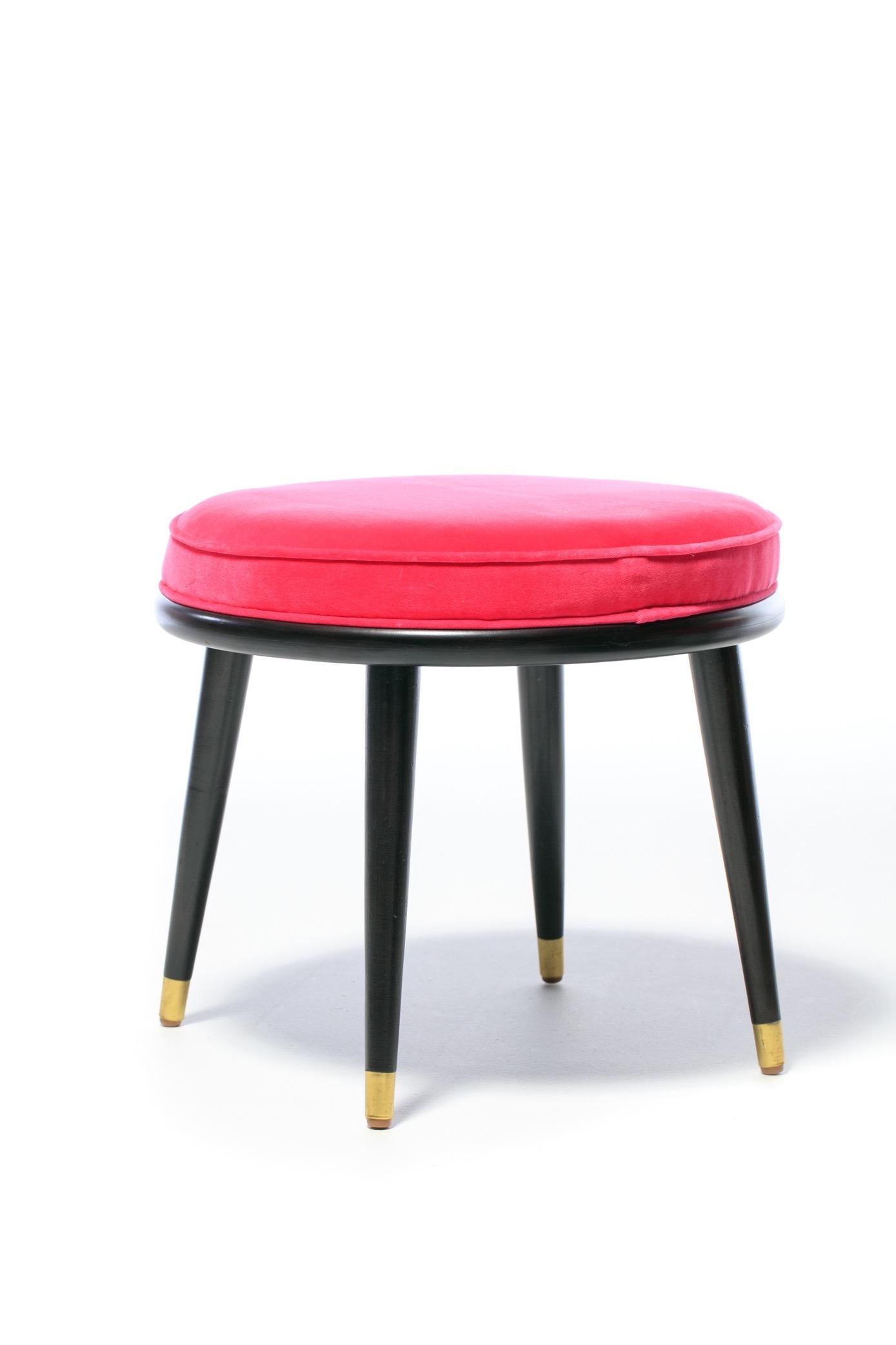 Pair of Mid Century Stools with Schiaparelli Pink Velvet Seats & Brass Sabots For Sale 2