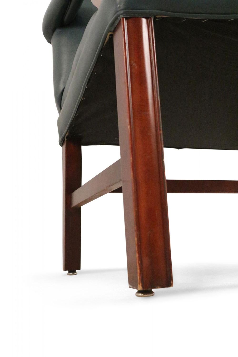 Paar blaue Kunstleder- und Holz-Bürosessel im Mid-Century-Stil (Messing) im Angebot