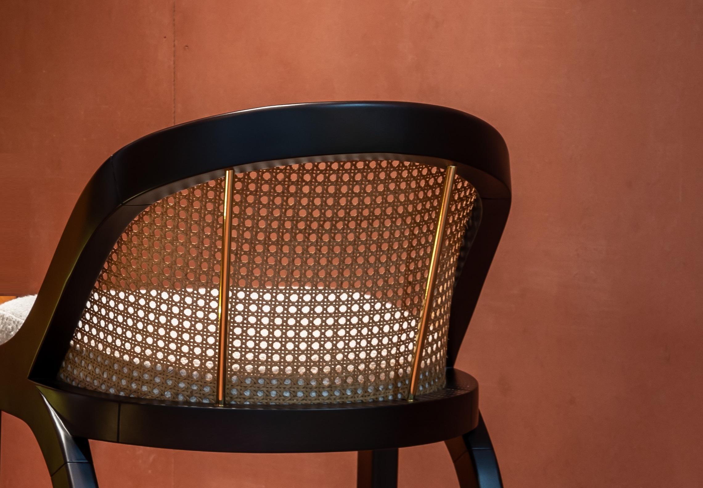 XXI secolo e contemporaneo Coppia di sgabelli da banco in stile metà secolo in Oak Oak e Boucle ricco in vendita