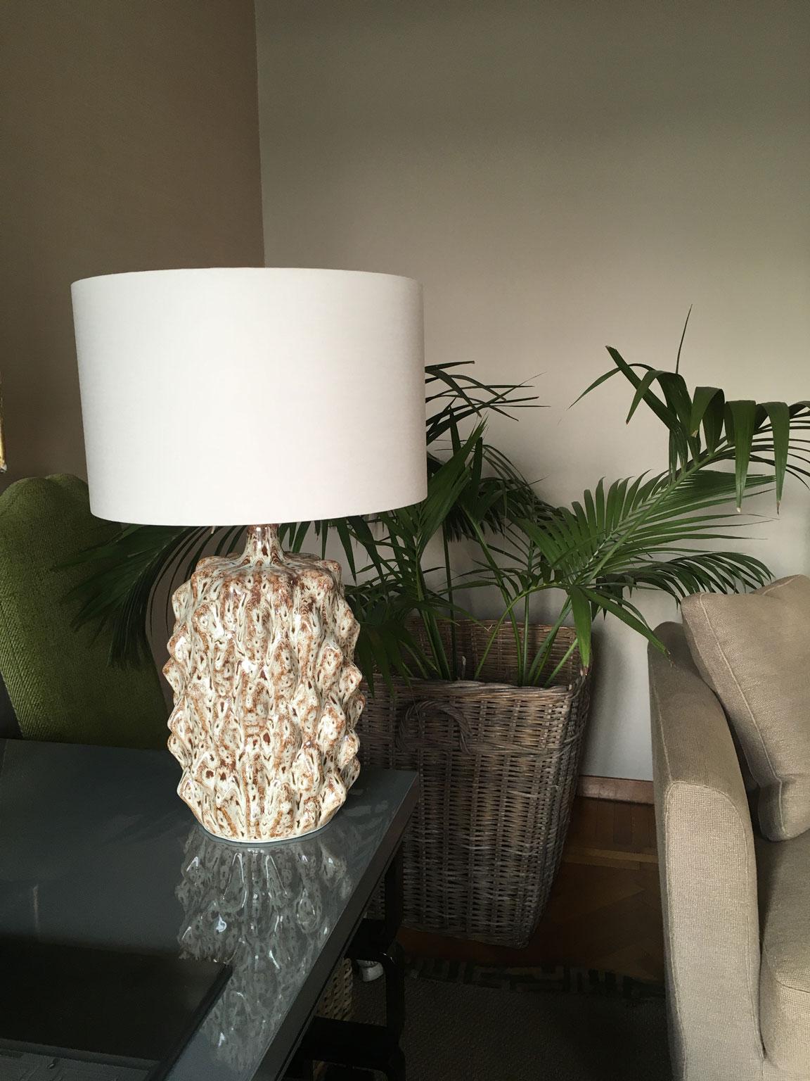 Coppia di lampade da tavolo in ceramica smaltata verde in stile metà secolo in vendita 4