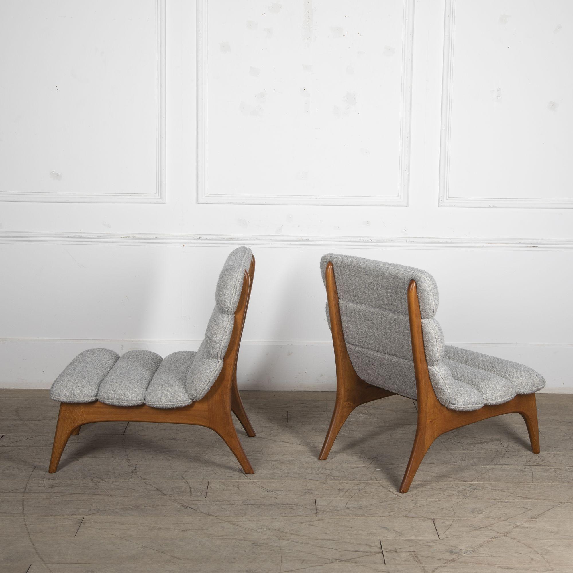 Pair of Mid-Century Style Italian Armchairs For Sale 1