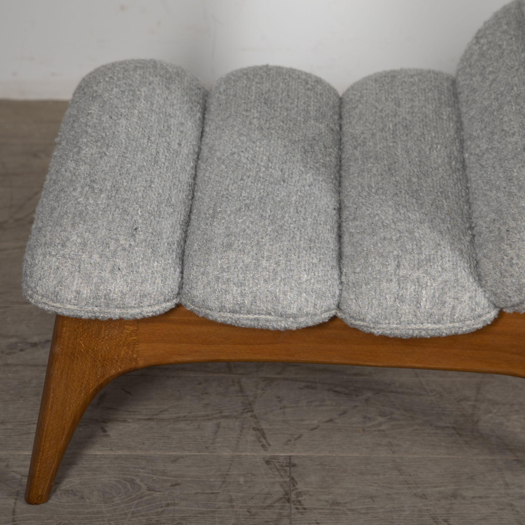 Paire de fauteuils italiens de style mi-siècle moderne en vente 2