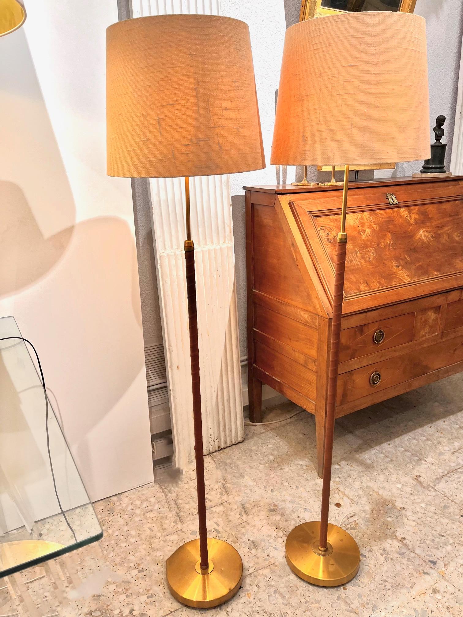 Pair of Mid-Century Sweden Brass and Leather Floor Lamps by Einar Bäckström. For Sale 5
