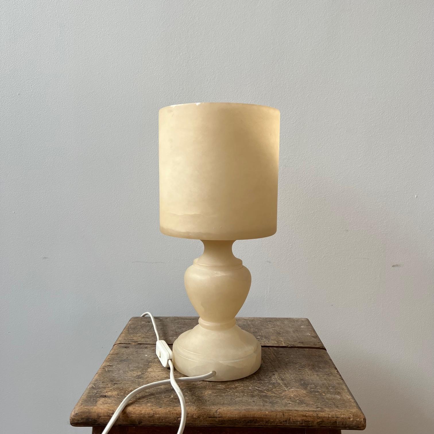 Pair of Mid-Century Swedish Alabaster Table Lamps 10
