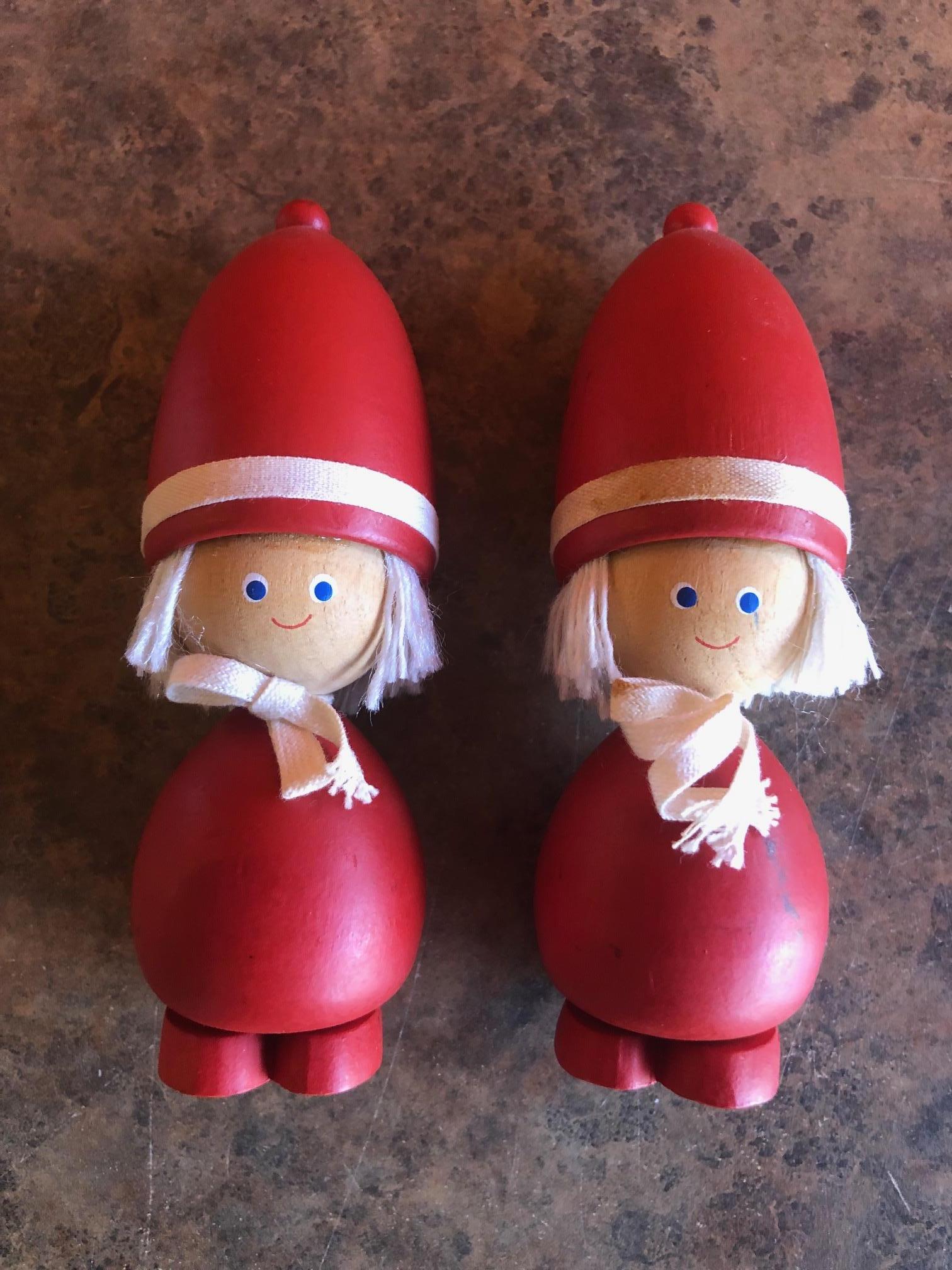 20th Century Pair of Midcentury Swedish Tomte Figures / Children / Toys