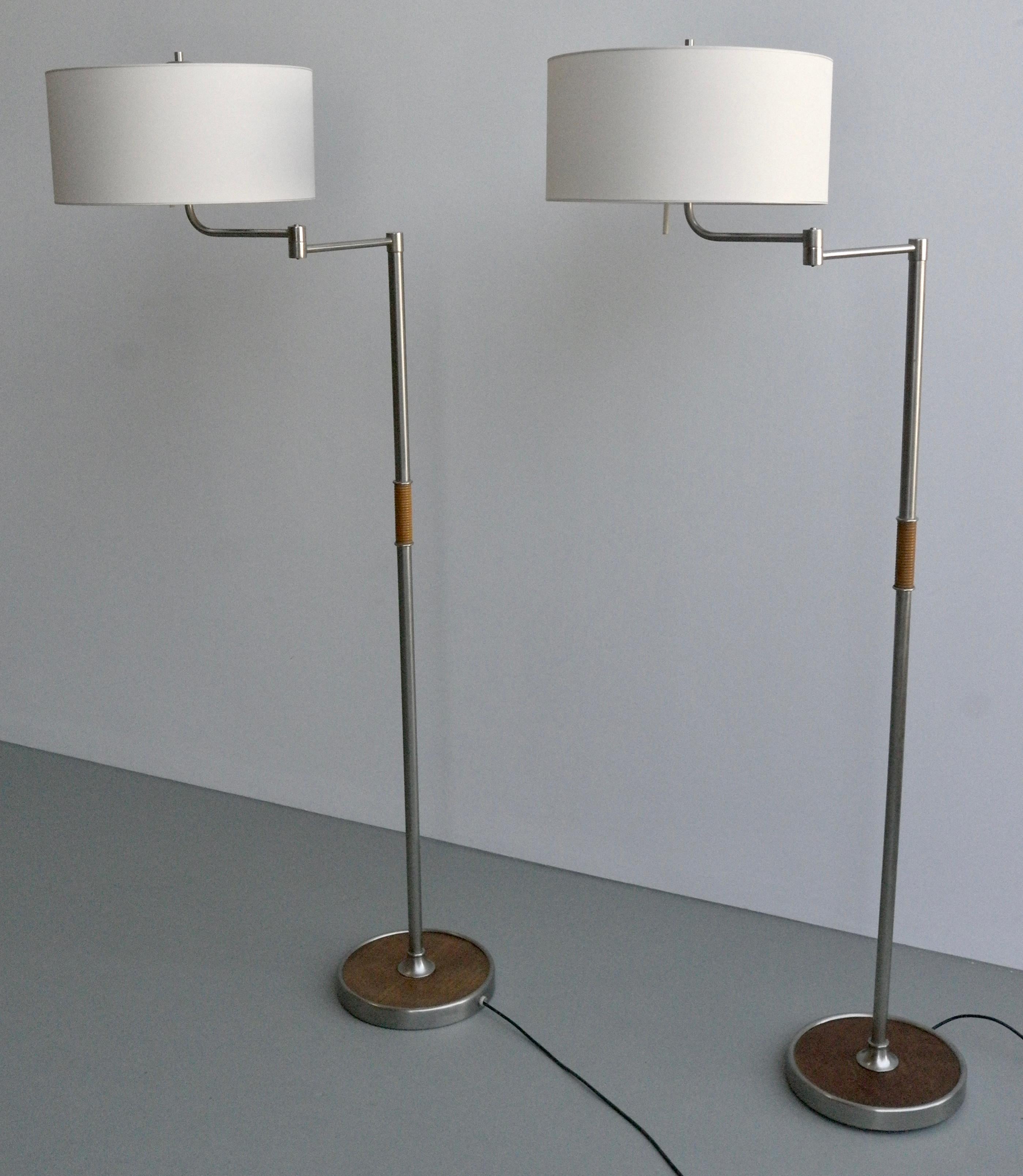 European Pair of Midcentury Swing-Arm Floor Lamps in Metal with Faux Bamboo Wood Details For Sale