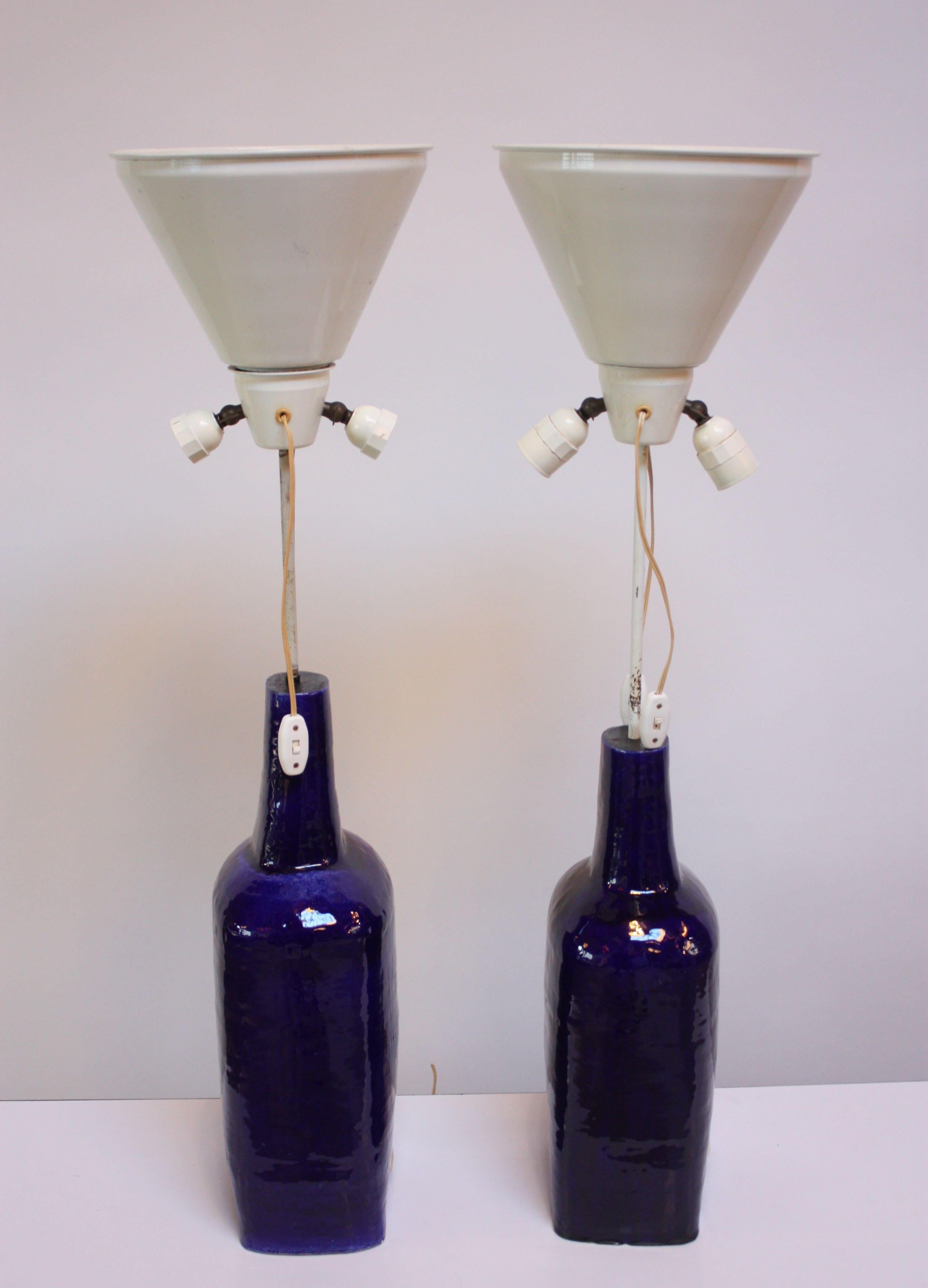 Peint Paire de lampes de table surdimensionnées en céramique suisse du milieu du siècle par Mattli en vente