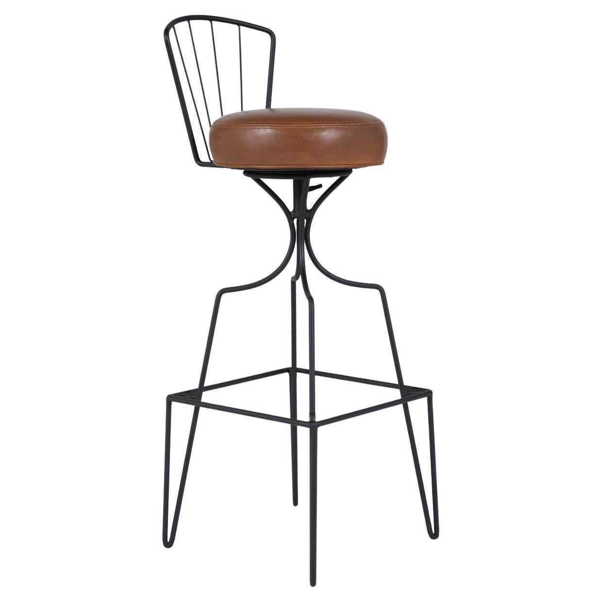 Pair of MidCentury Modern Bar Stools For Sale at 1stDibs
