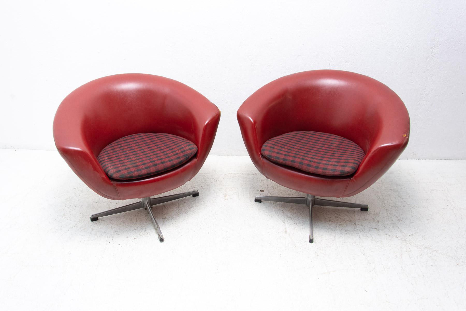 1970 swivel chair