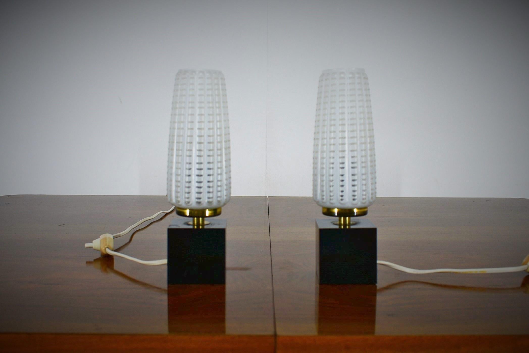 Zwei Mid-Century-Tischlampen, 1960er Jahre im Angebot 7
