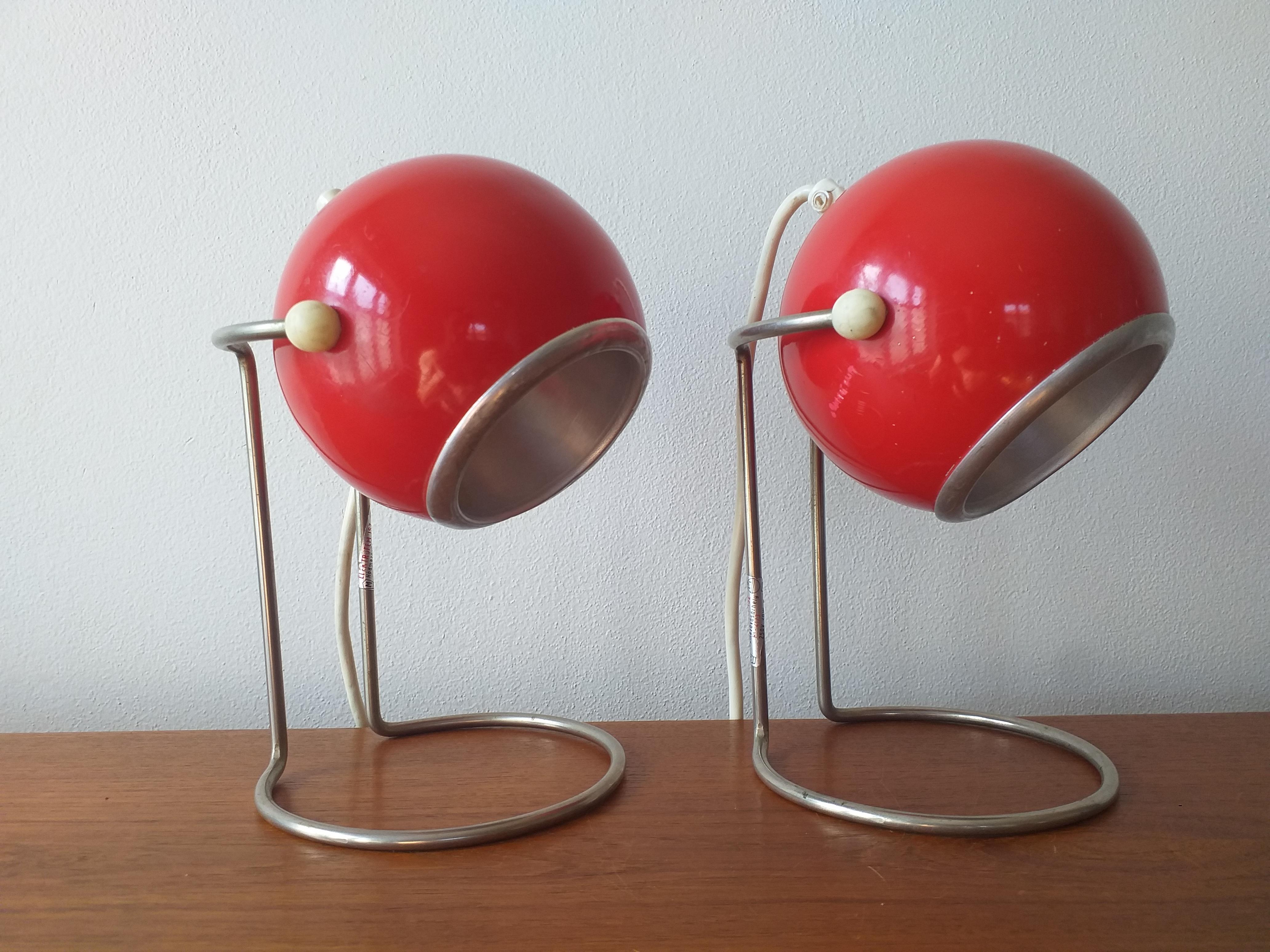 Pair of Mid Century Table Lamps, 1970s In Good Condition For Sale In Praha, CZ