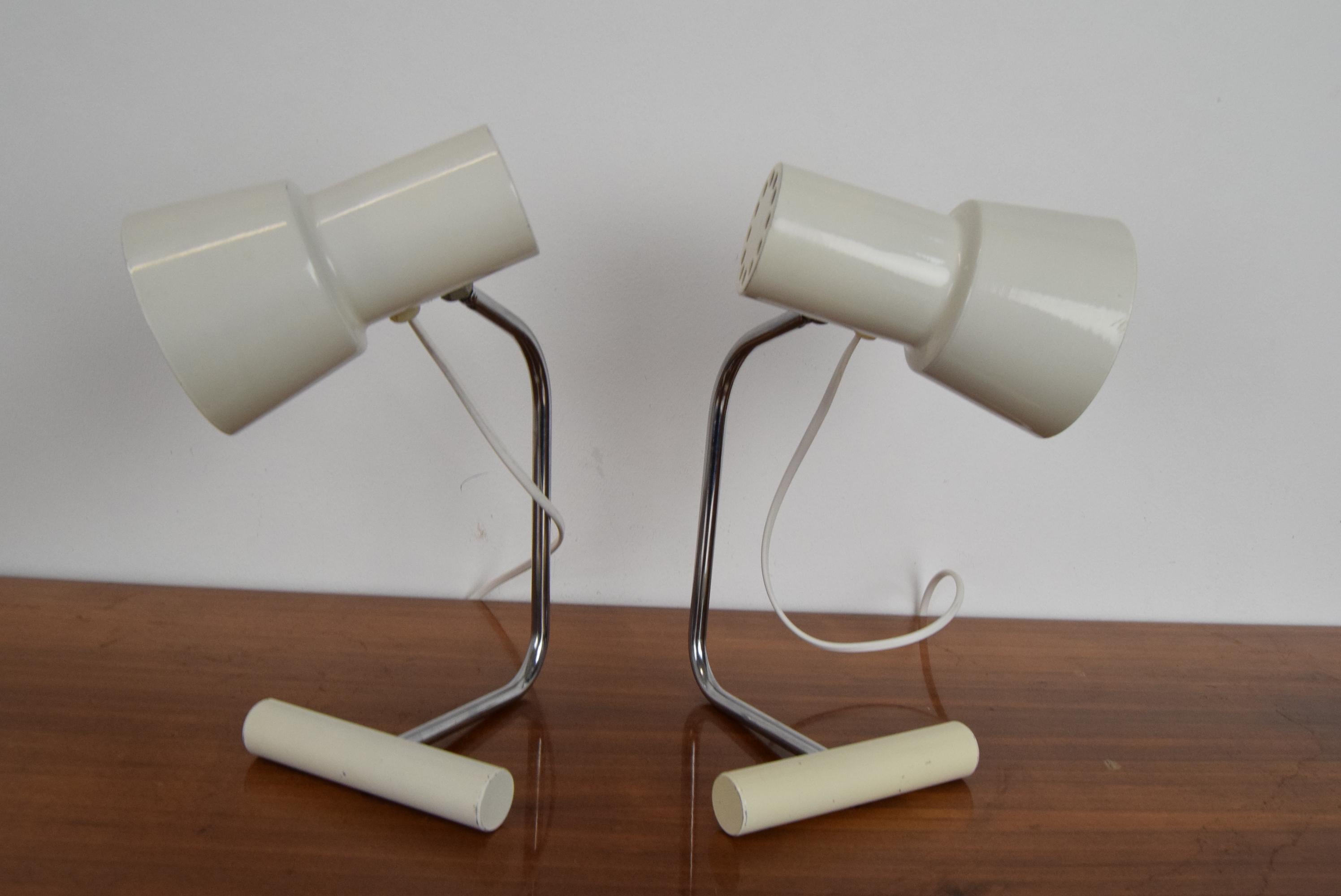 Pareja de lámparas de sobremesa de Josef Hurka para Napako, años 70 Metal en venta