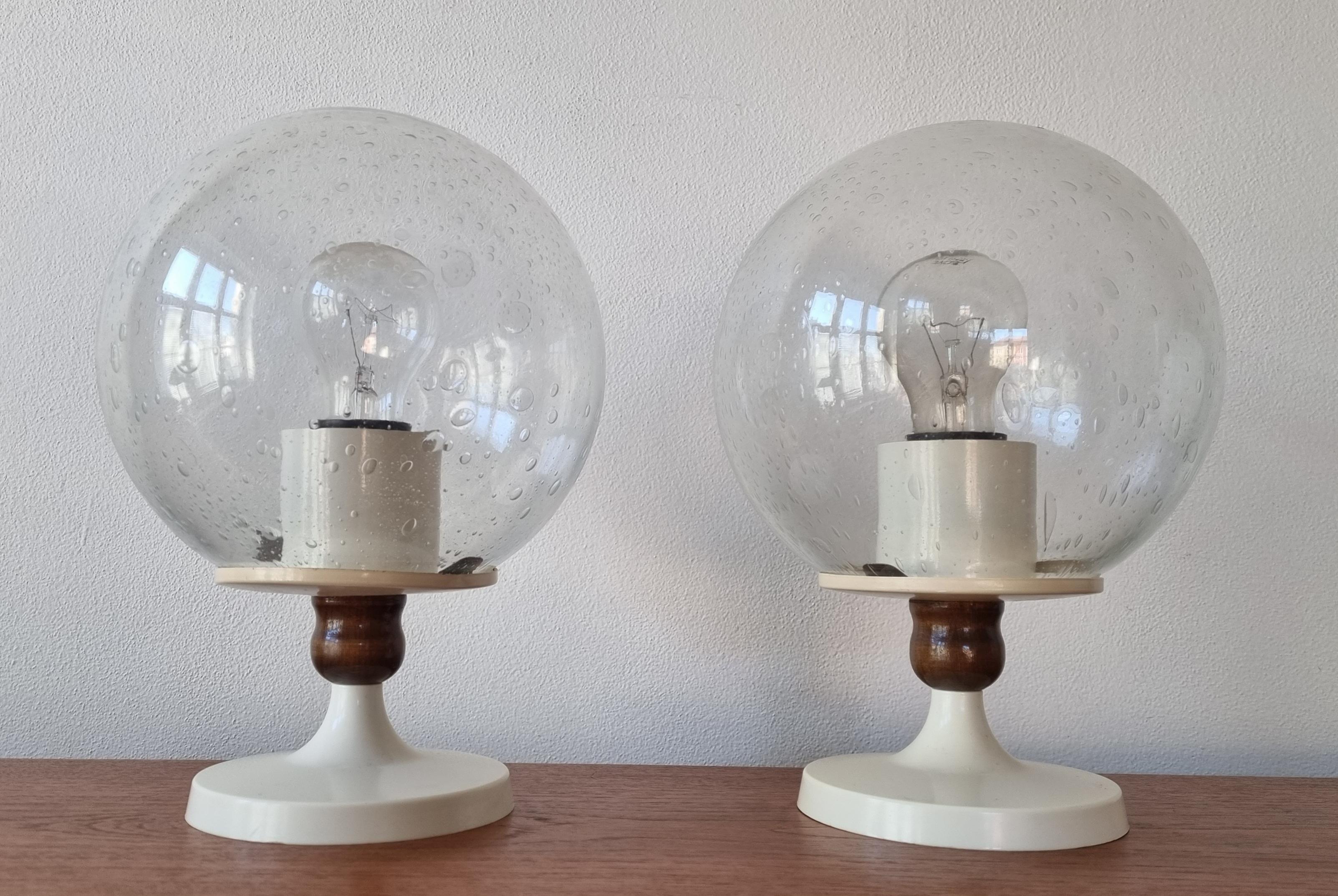 Ein Paar Tischlampen aus der Mitte des Jahrhunderts, Deutschland, 1970er Jahre (Moderne der Mitte des Jahrhunderts) im Angebot