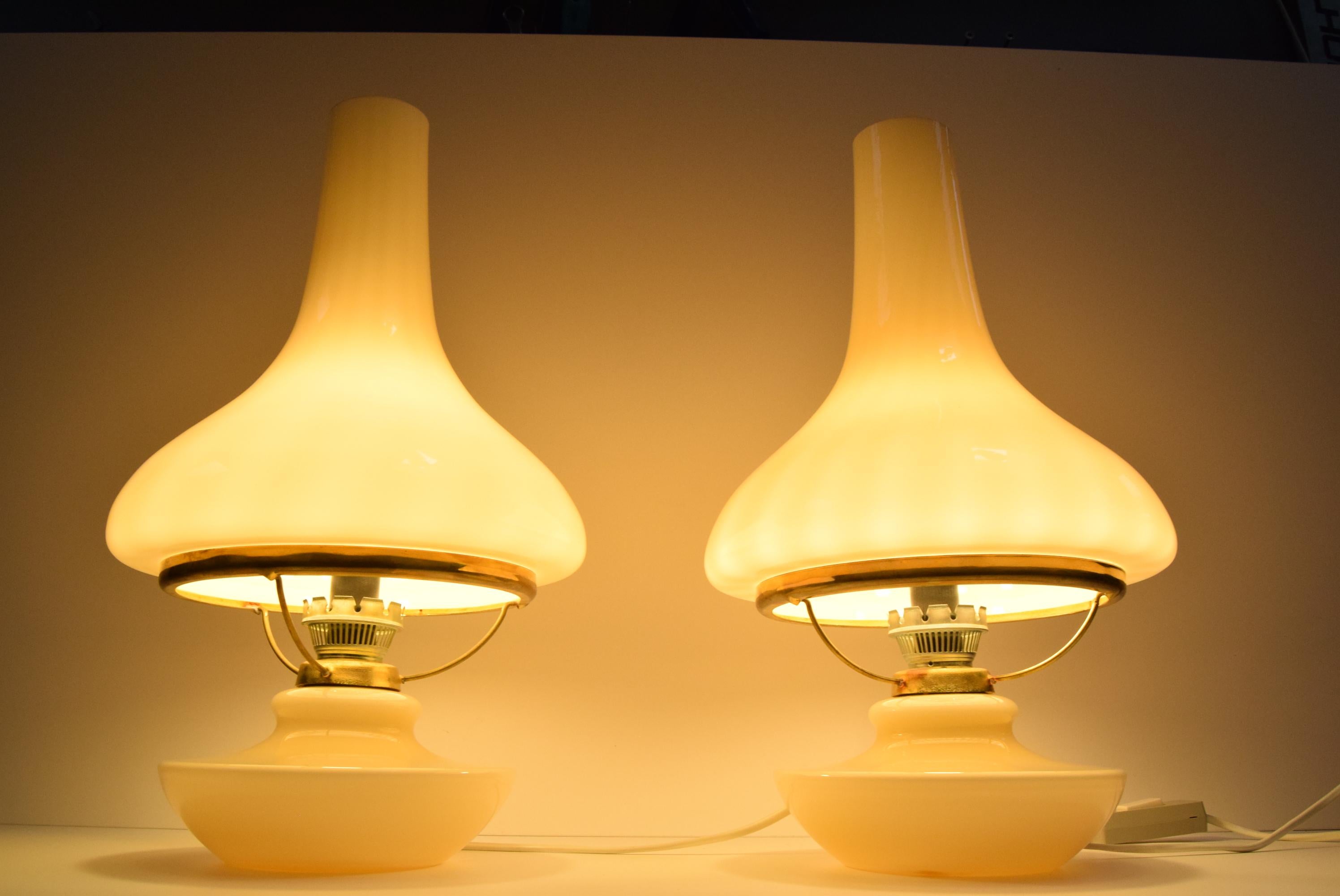 Pair of mid-century Table Lamps, Osvětlovací sklo závod Janštejn, 1970's. For Sale 6