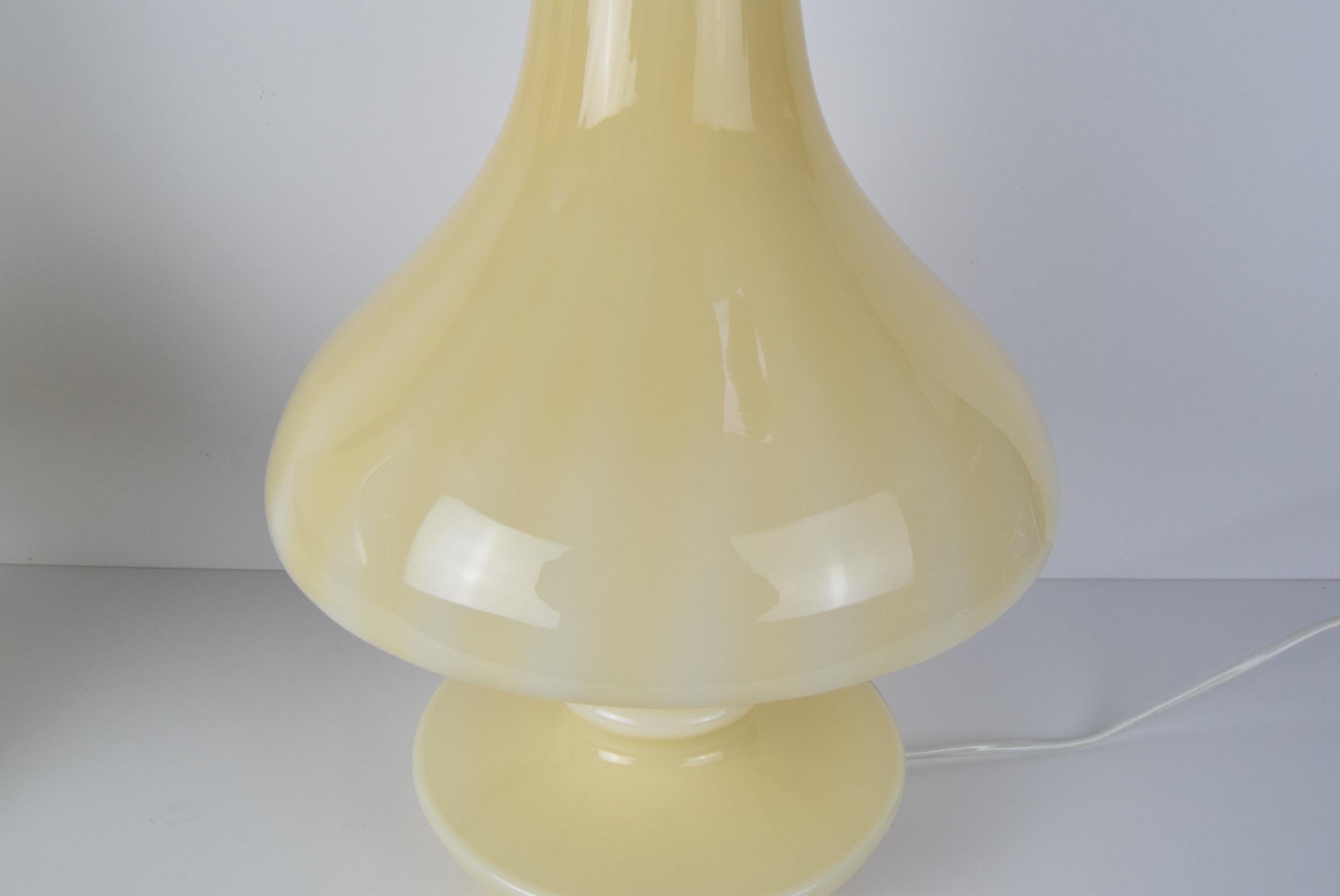 Pair of mid-century Table Lamps, Osvětlovací sklo závod Janštejn, 1970's. For Sale 2