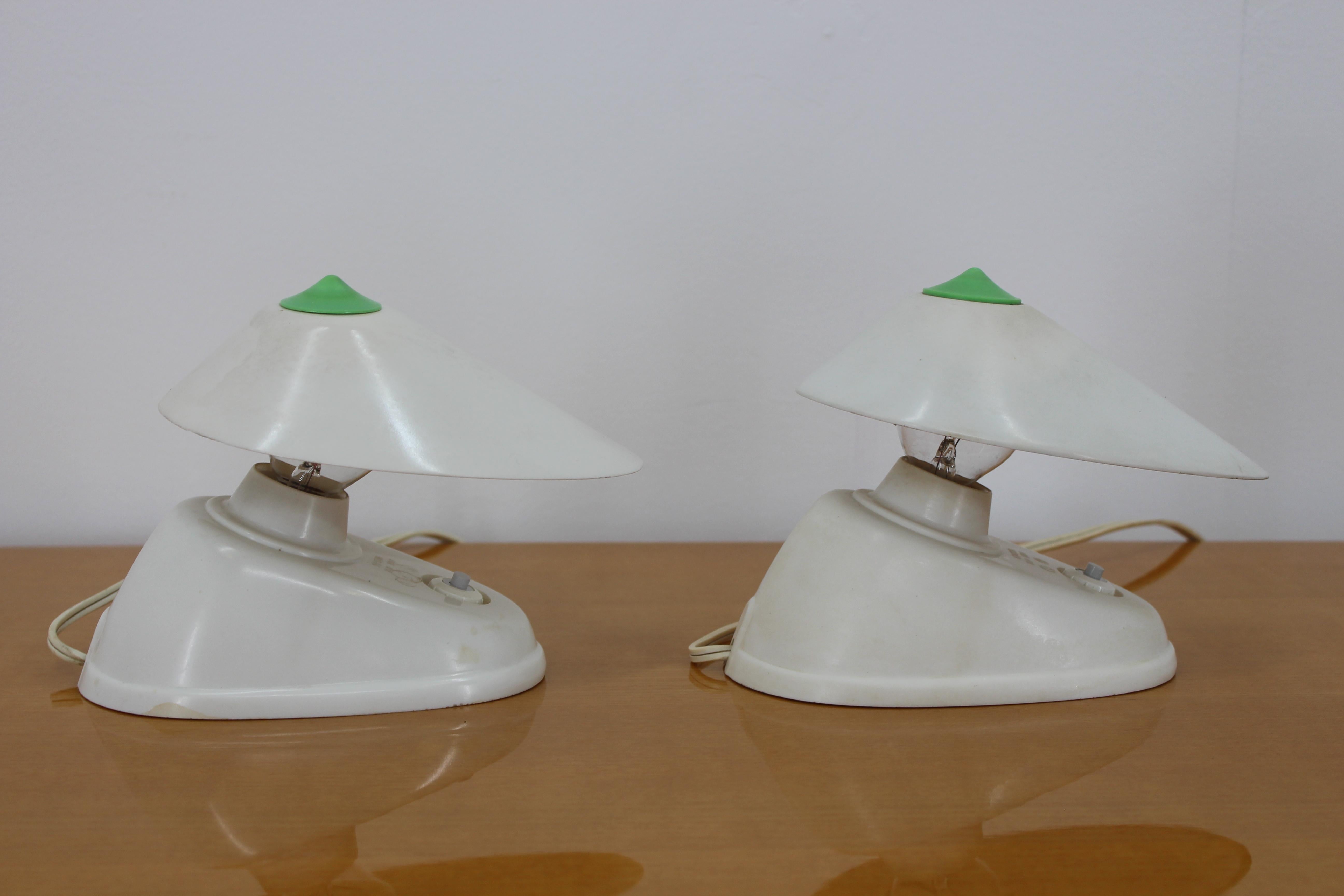 Made in Czechoslovakia
Made of Bakelite
Adjustable lamp shade
Re-polished
Fully functional
Original condition.