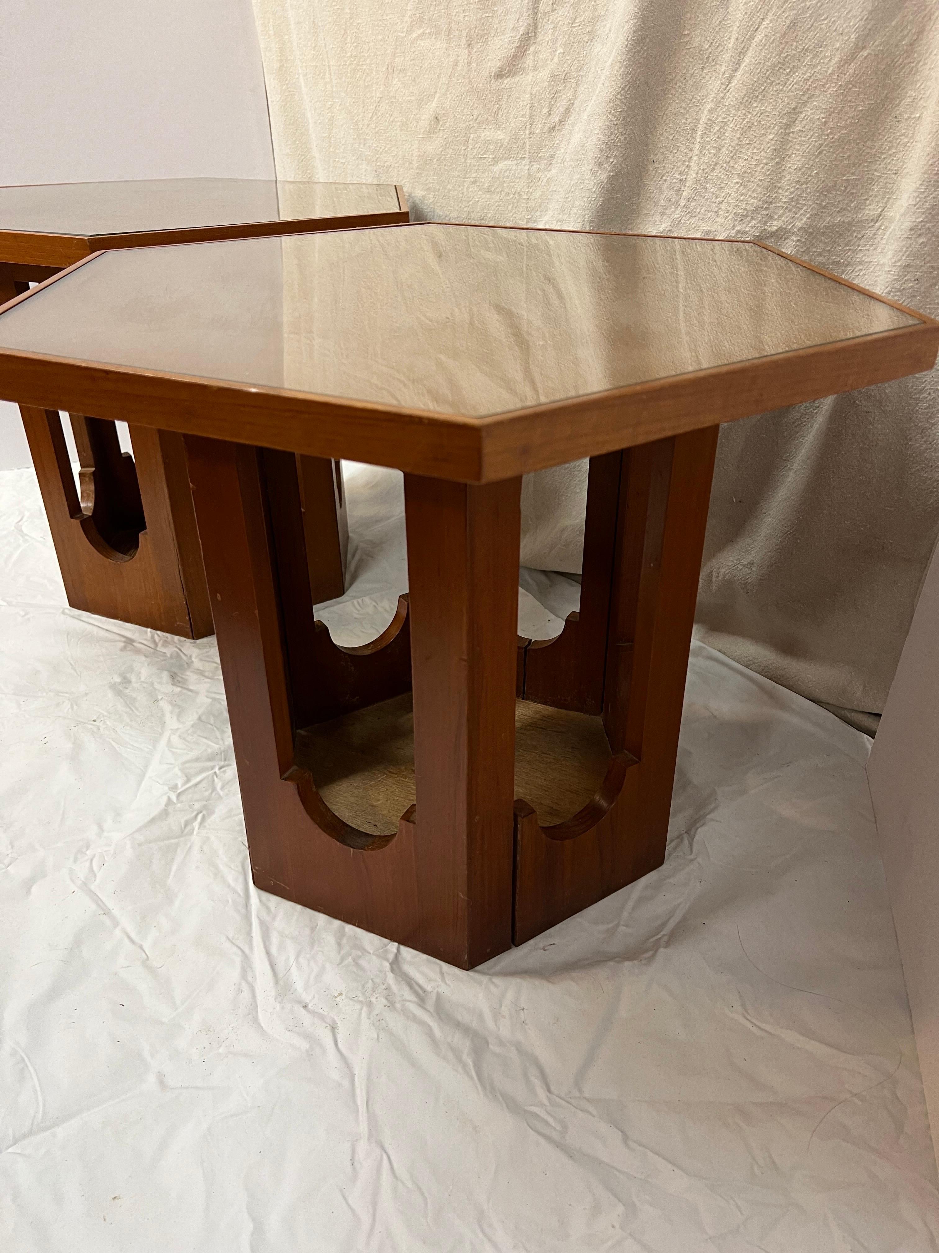 Pair of Mid Century Tables by Harvey Probber For Sale 4