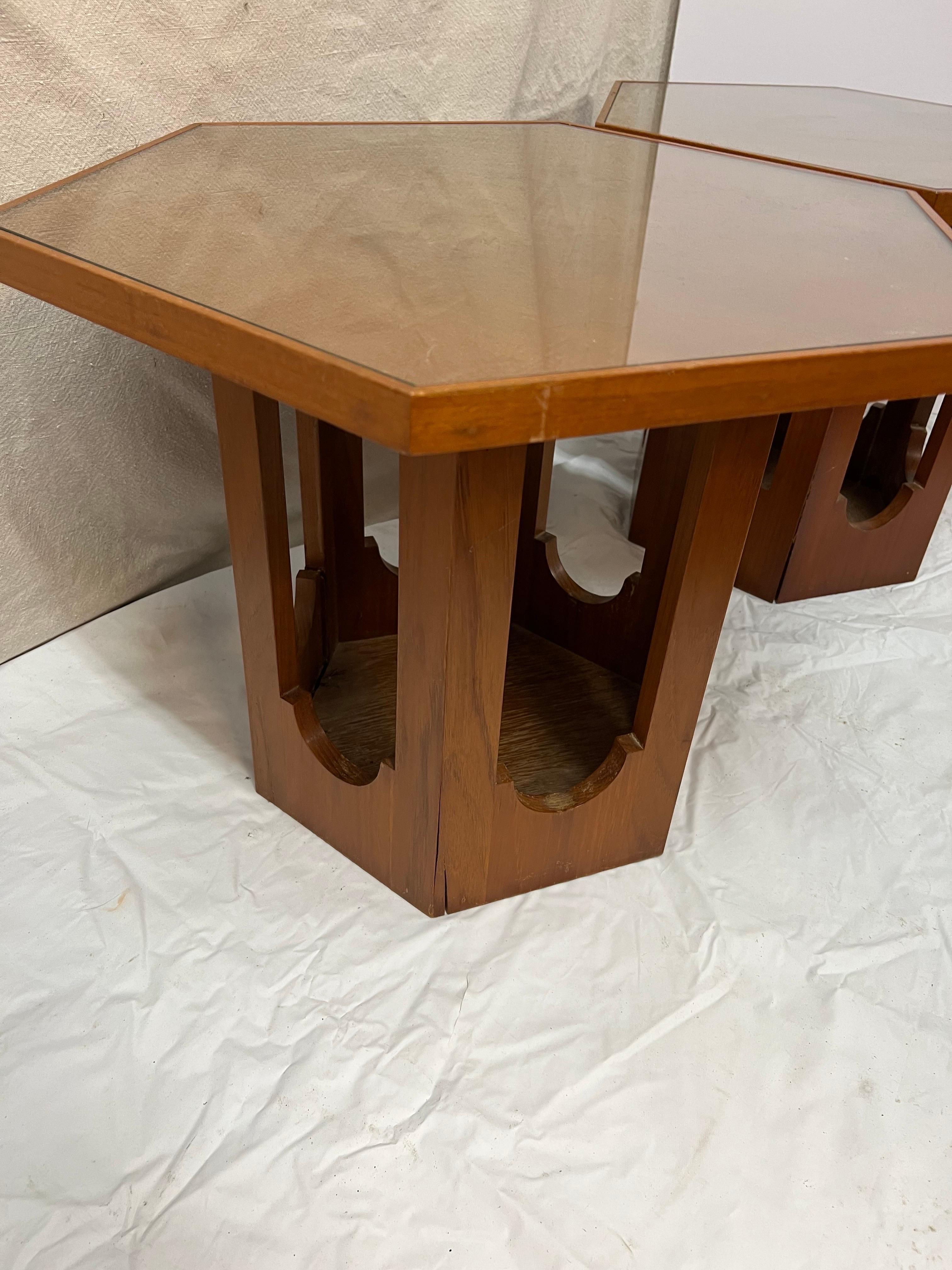 Pair of Mid Century Tables by Harvey Probber For Sale 3