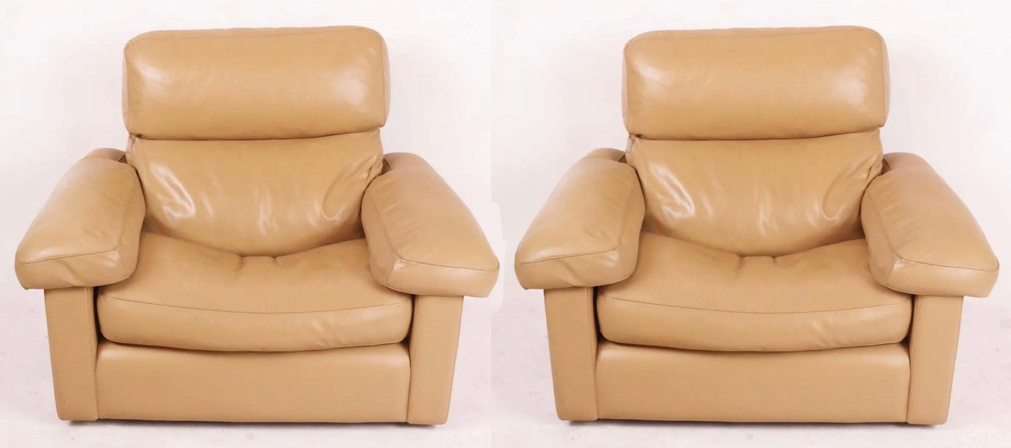 Mid-Century Modern Pair of Midcentury Tan Leather Lounge Chairs by Tito Agnoli for Poltrona Frau For Sale