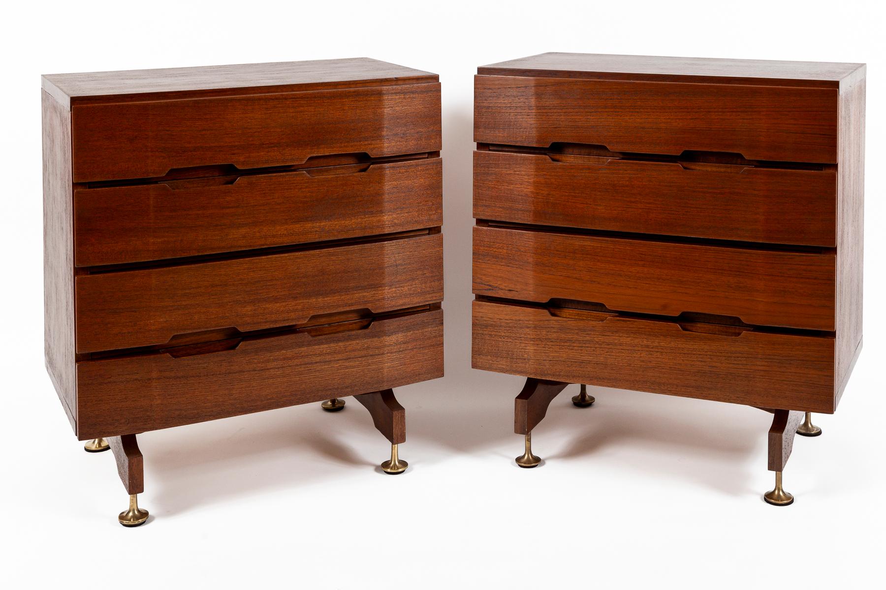 Italian Pair Of Mid-Century Teak Chests By Giuseppe Brusadelli, 1960 For Sale