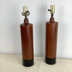 Coppia di lampade da tavolo in teak del Medioevo di ESA