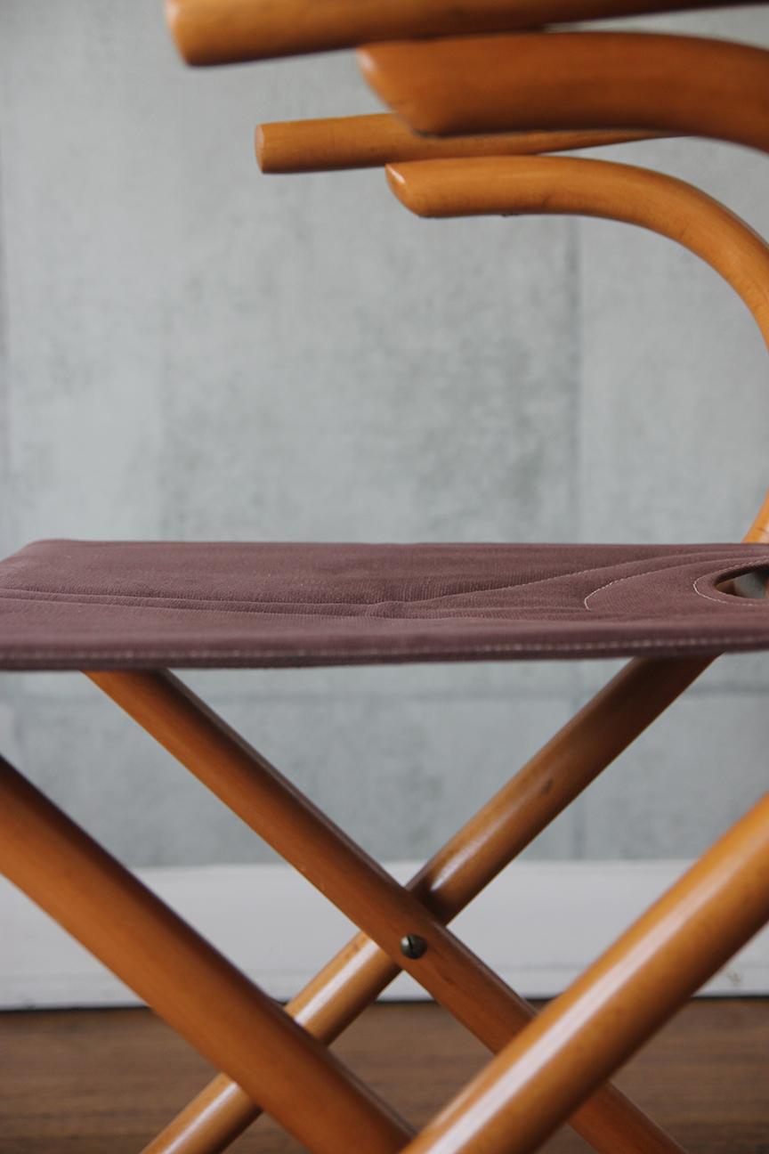 Coppia di sedie pieghevoli in stile Thonet della metà del secolo scorso in legno bentonico in vendita 3