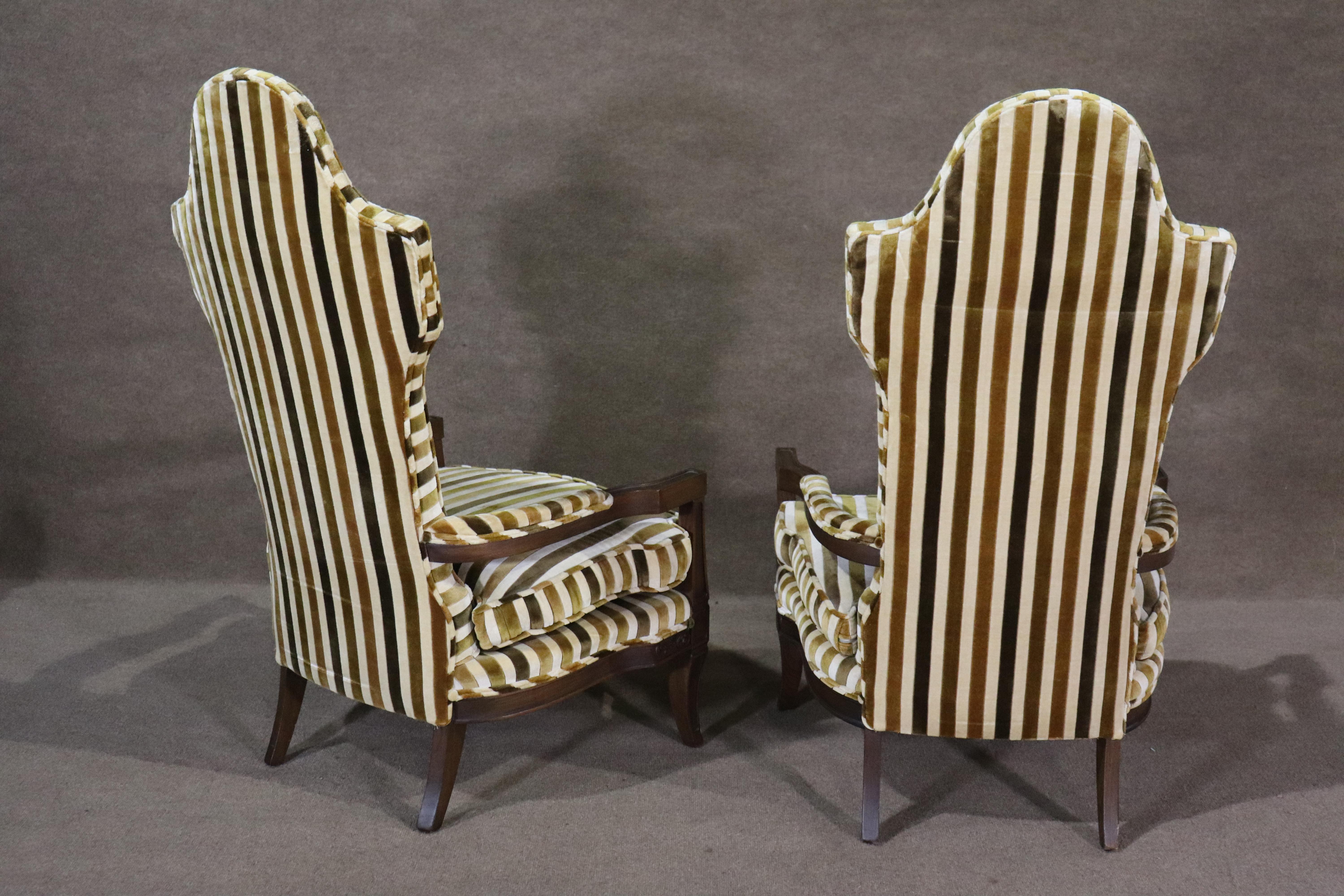 Mid-Century Modern Pair of Mid-Century Throne Chairs For Sale