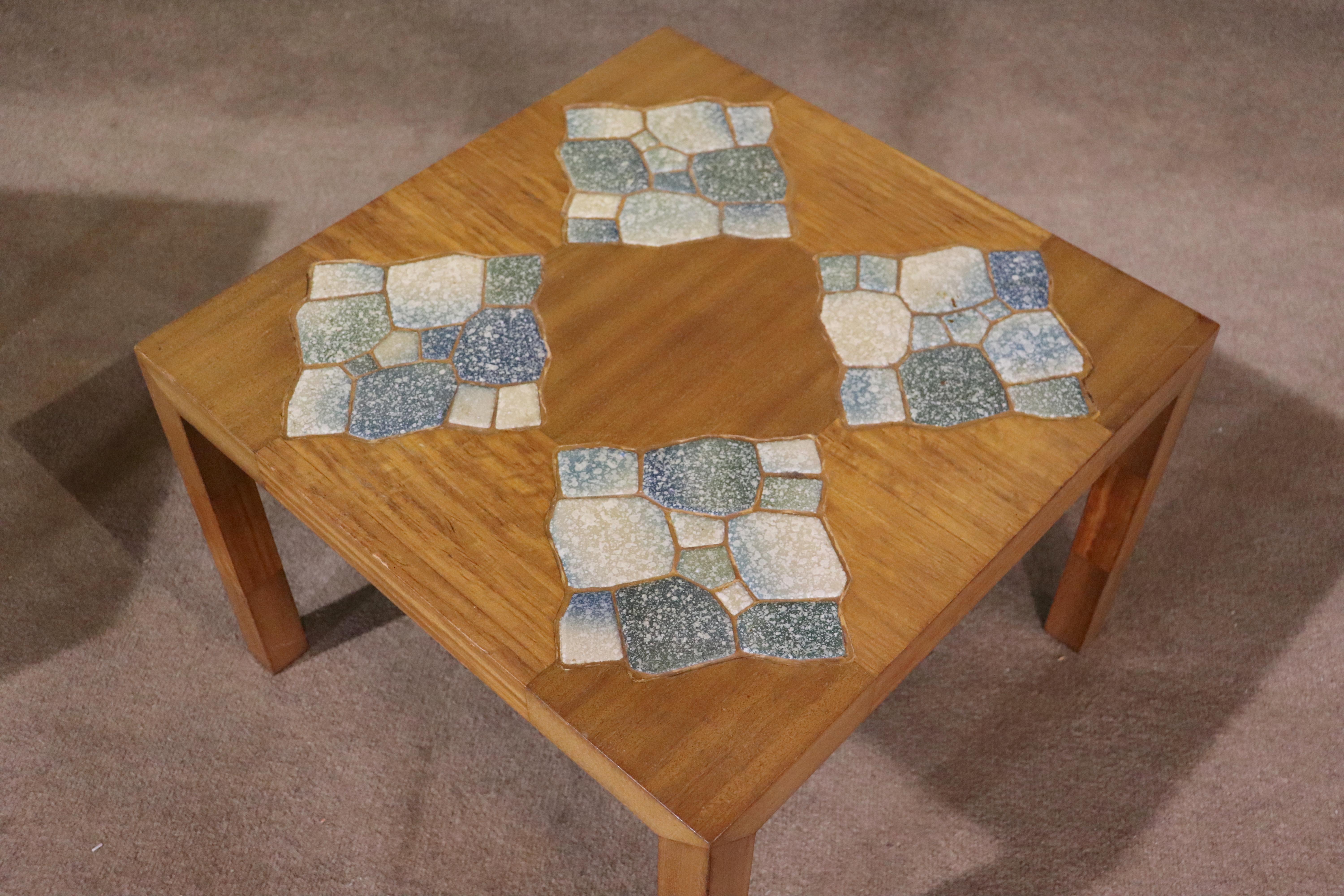 Mid-Century Modern Pair of Mid-Century Tile Top Tables For Sale