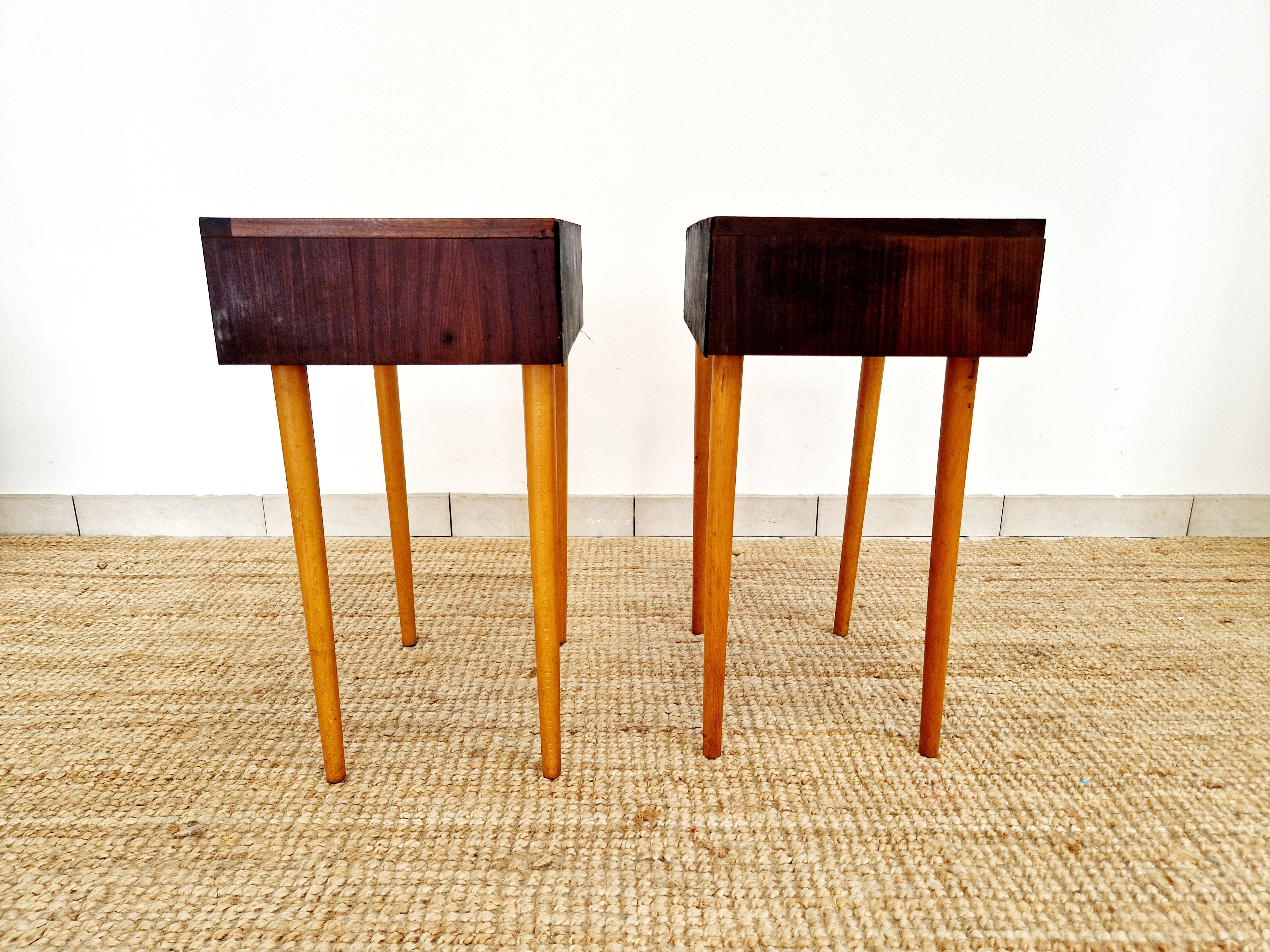 Pair of mid Century Tola Bedside Cabinets For Sale 1
