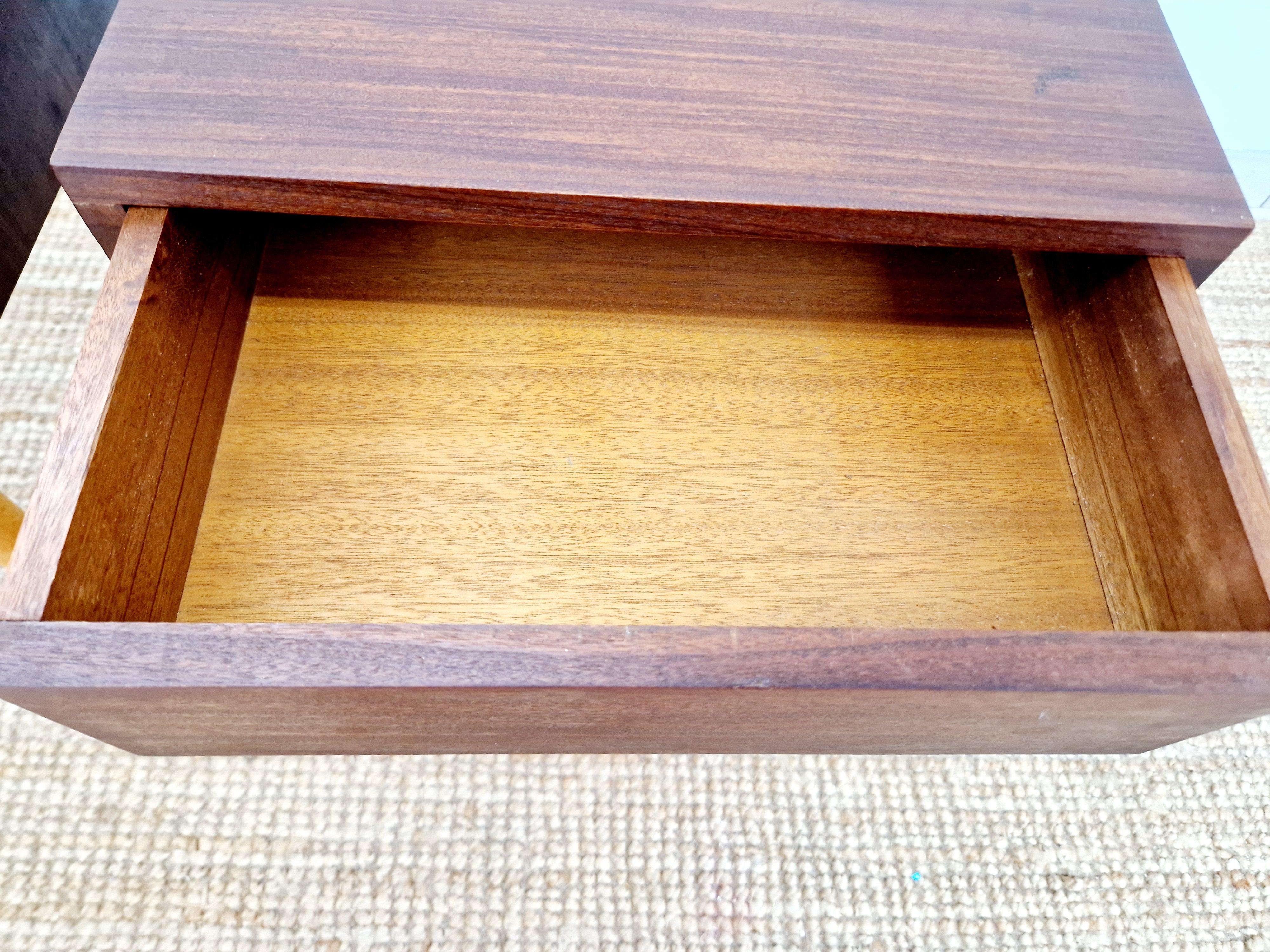 Pair of mid Century Tola Bedside Cabinets For Sale 2