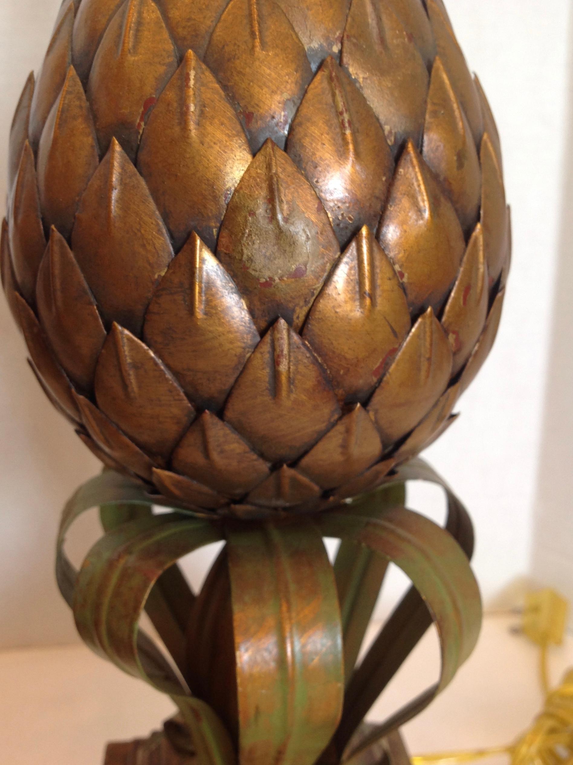 Pair of Midcentury Tole Pineapple Lamps For Sale 4