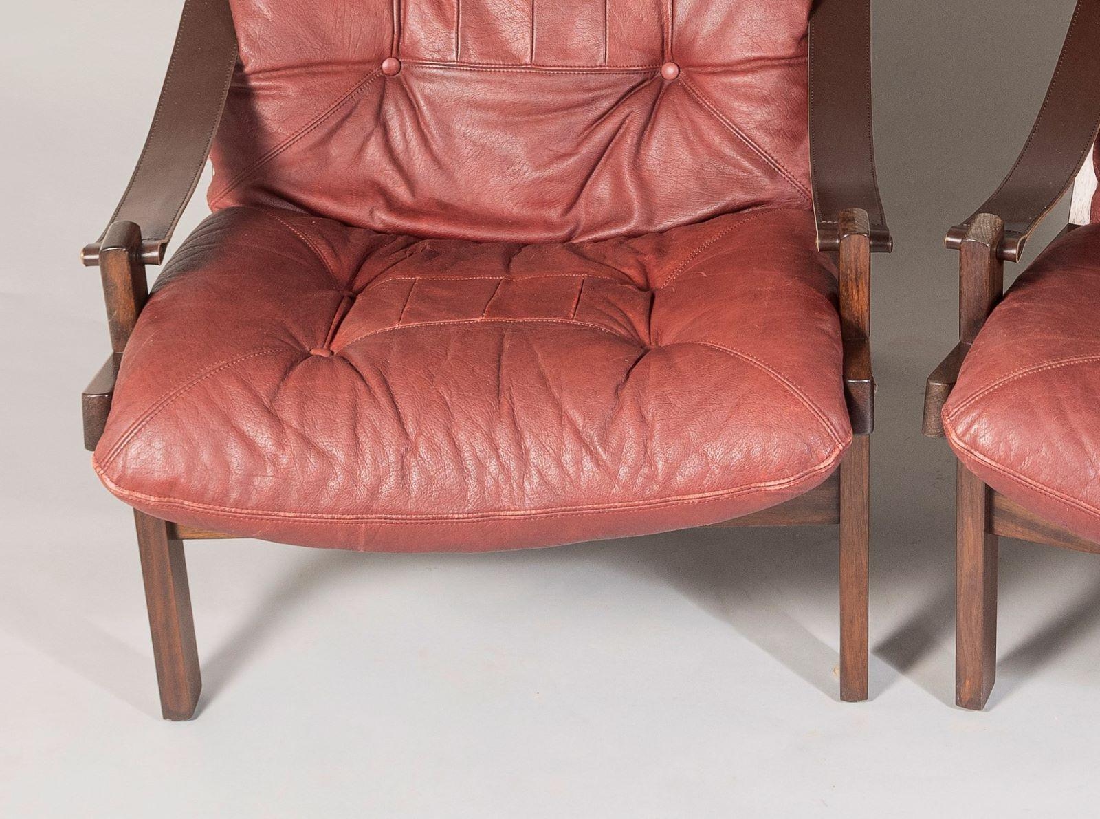 Pair of mid-Century Torbjørn Afdal Hunter-Safari High-Back Leather Lounge Chairs For Sale 2