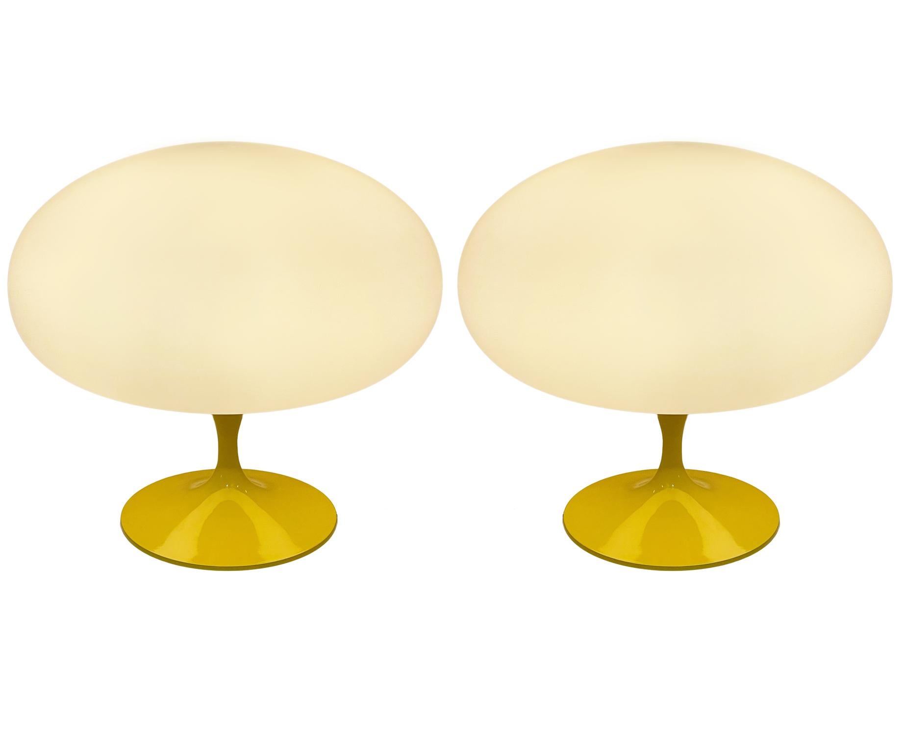 Indian Pair of Mid Century Tulip Mushroom Lamps by Designline in Yellow & White Glass For Sale