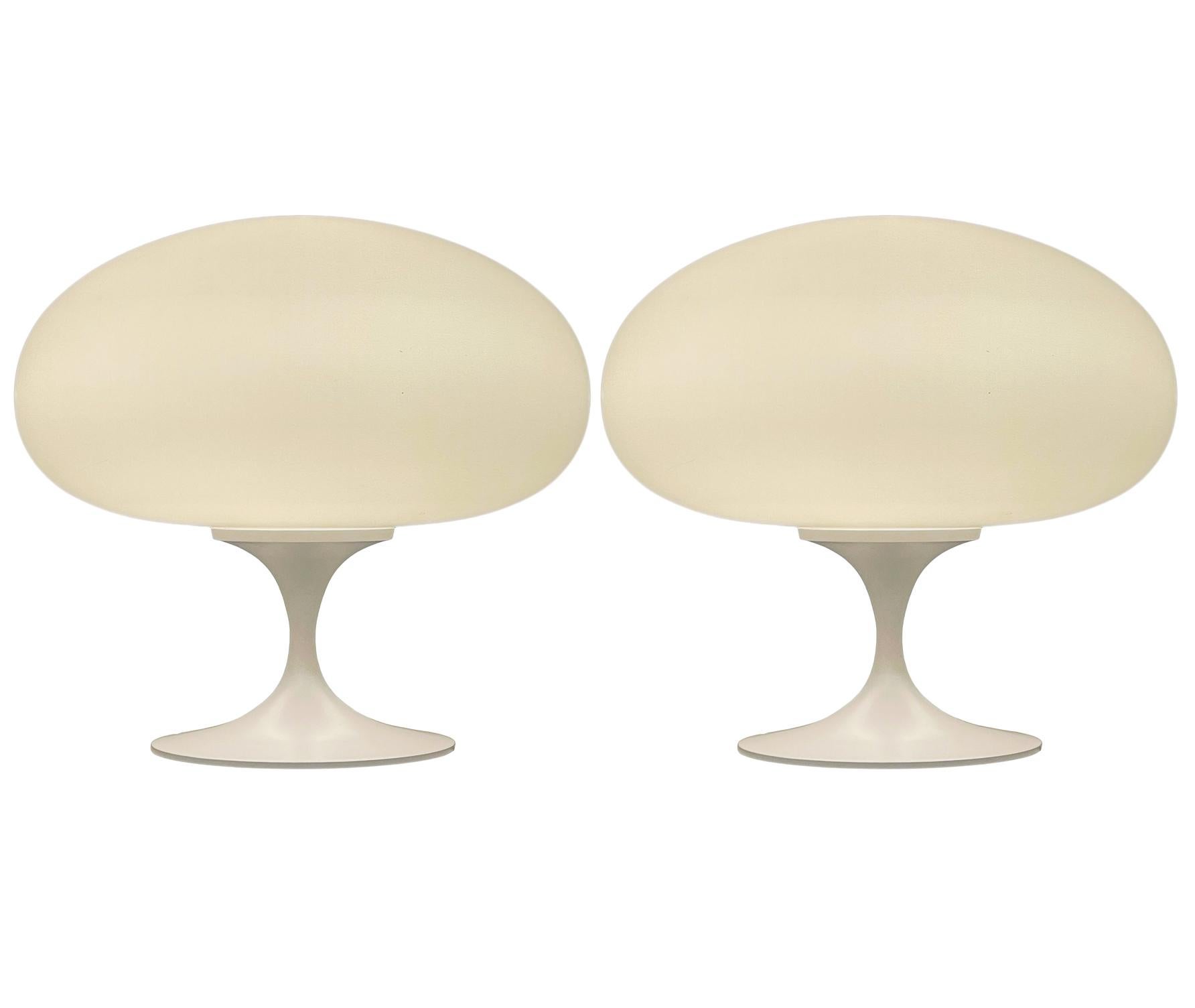 Contemporary Pair of Mid-Century Tulip Table Lamps by Designline in White on White Glass For Sale