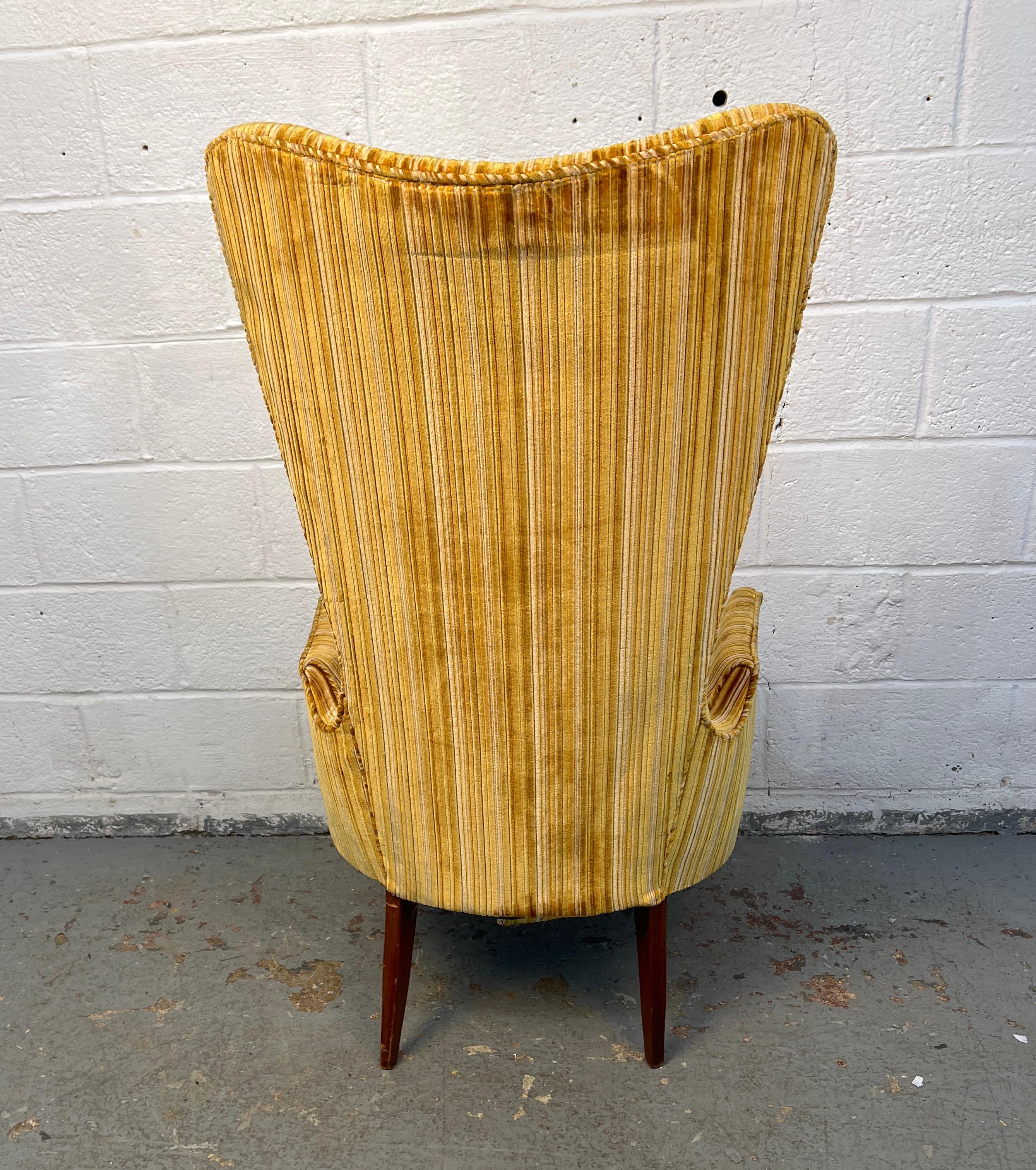 Paar viktorianische Stühle mit hoher Rückenlehne aus der Mitte des Jahrhunderts im Angebot 7