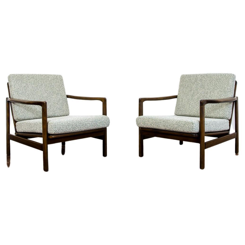 Pair of Mid-Century Vintage B7522 Lounge Chairs by Zenon Bączyk, 1960's