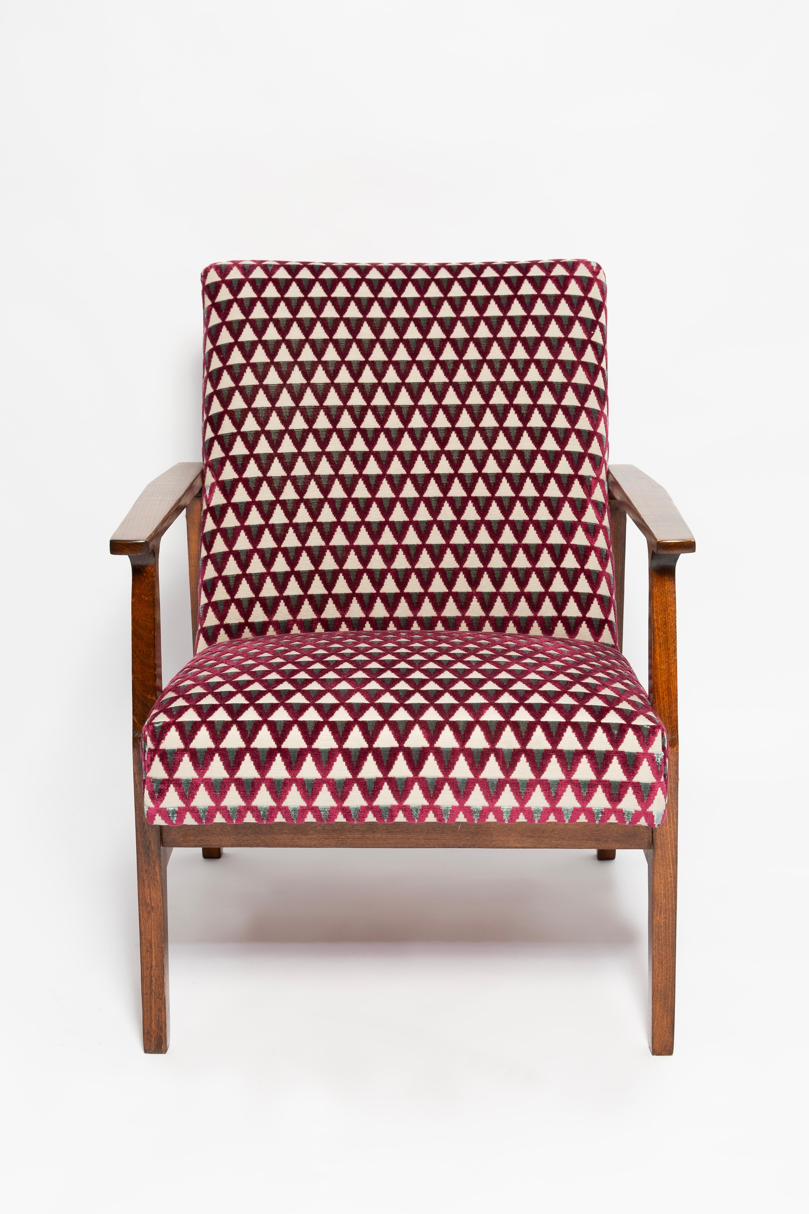 Polacco Coppia di poltrone BW-14 del Mid Century Vintage, velluto viola Amuleto Dedar, anni '60 in vendita