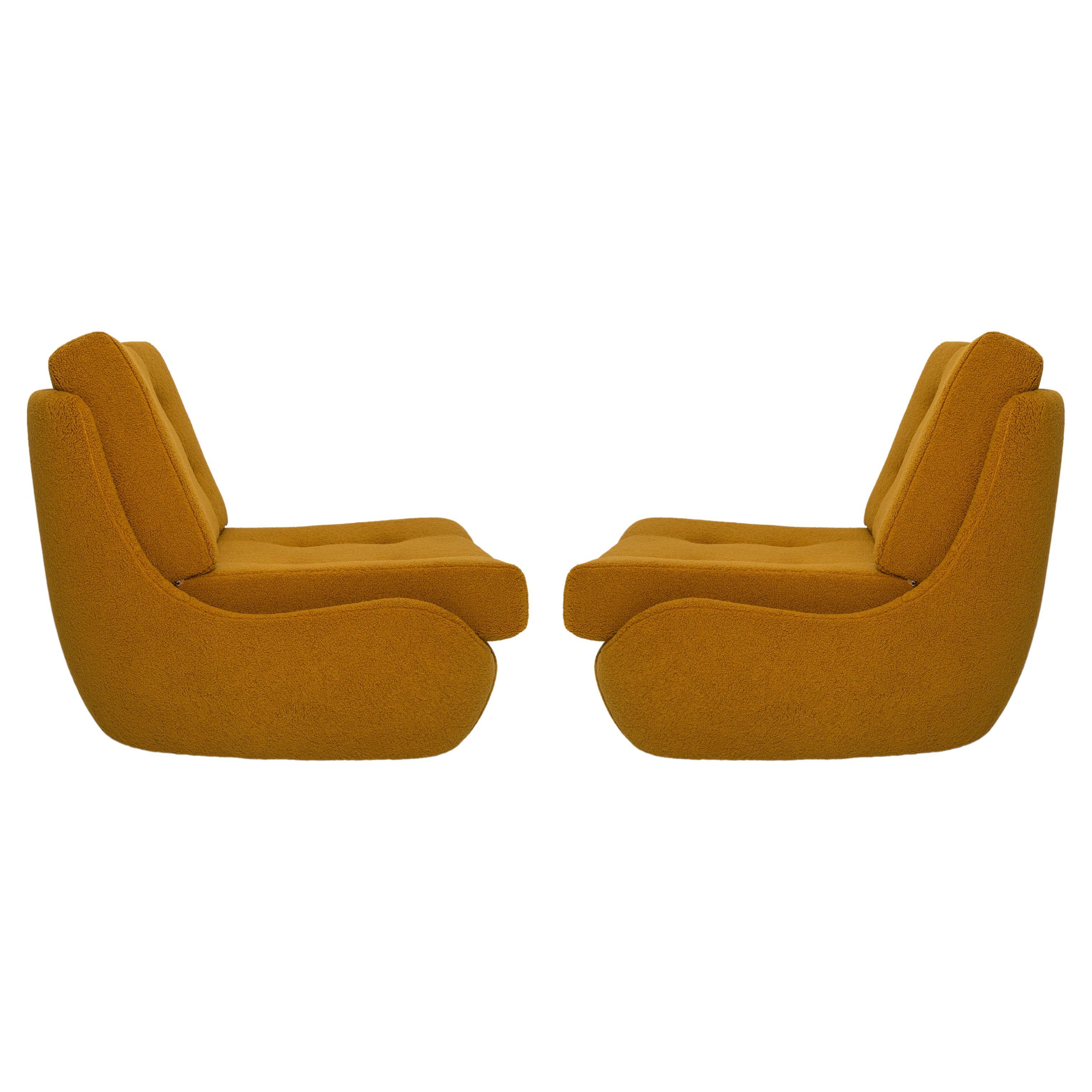 Paire de grands fauteuils Atlantis vintage du milieu du siècle dernier, jaune ocre bouclé, années 1960