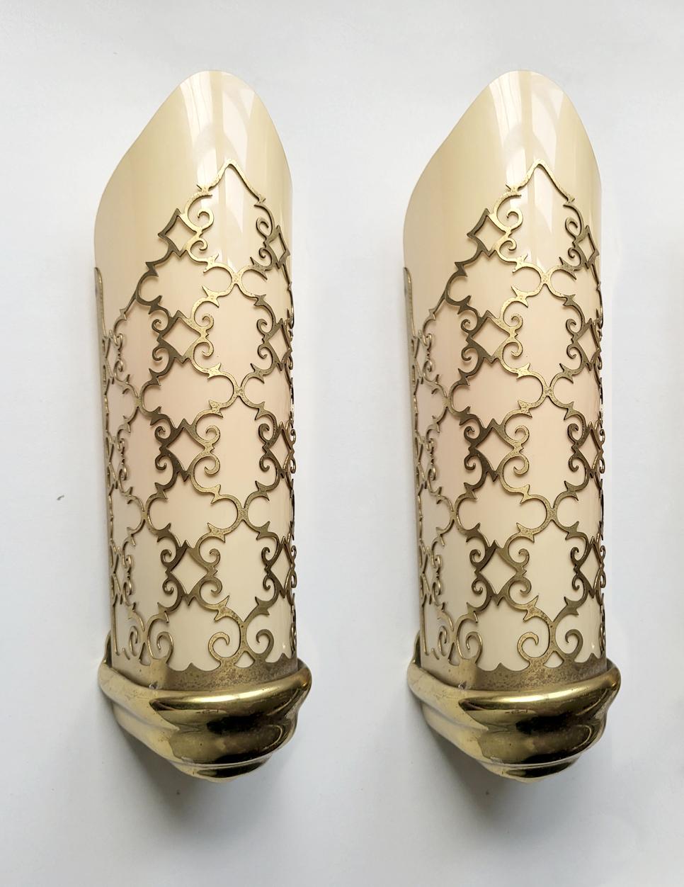 Pareja de apliques de pared vintage de mediados de siglo, Italia, años 40 en venta 1